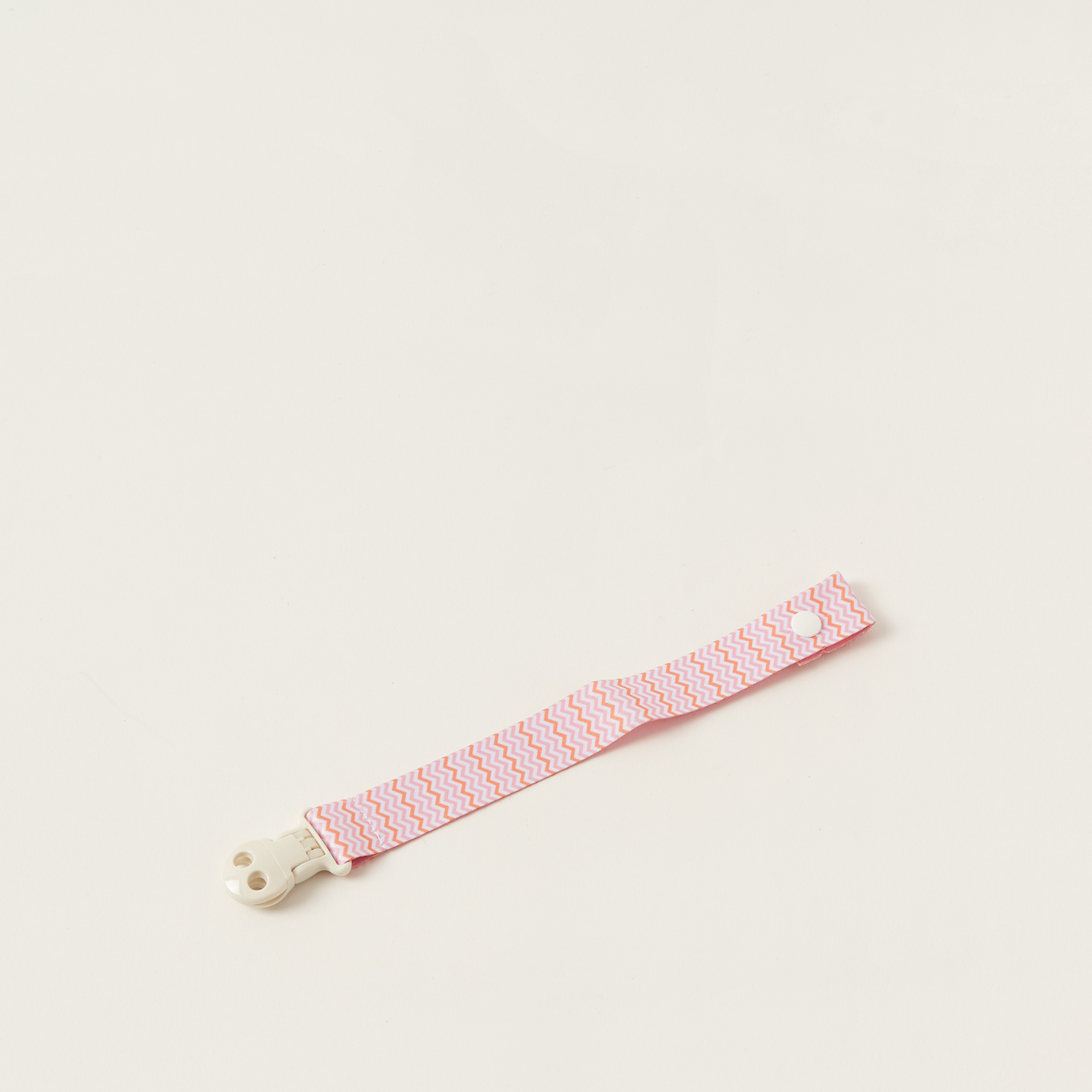 مشبك لهايّة بطبعات من جيجلز-baby-feeding-pacifiers-image-1