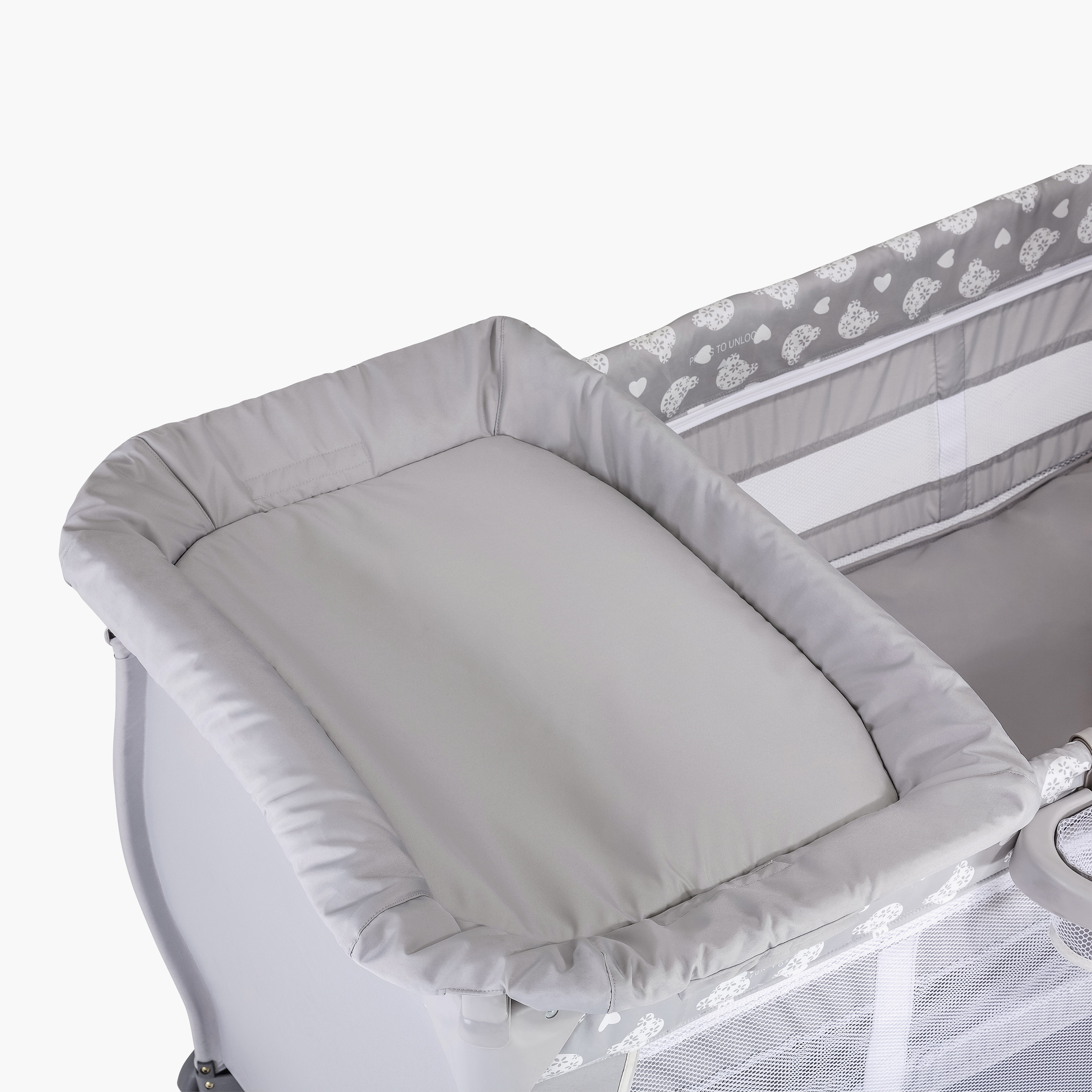سرير متنقل قابل للطي بيبي سنتر من هوك-baby-nursery-furniture-cribsandbeds-travelcots-image-6