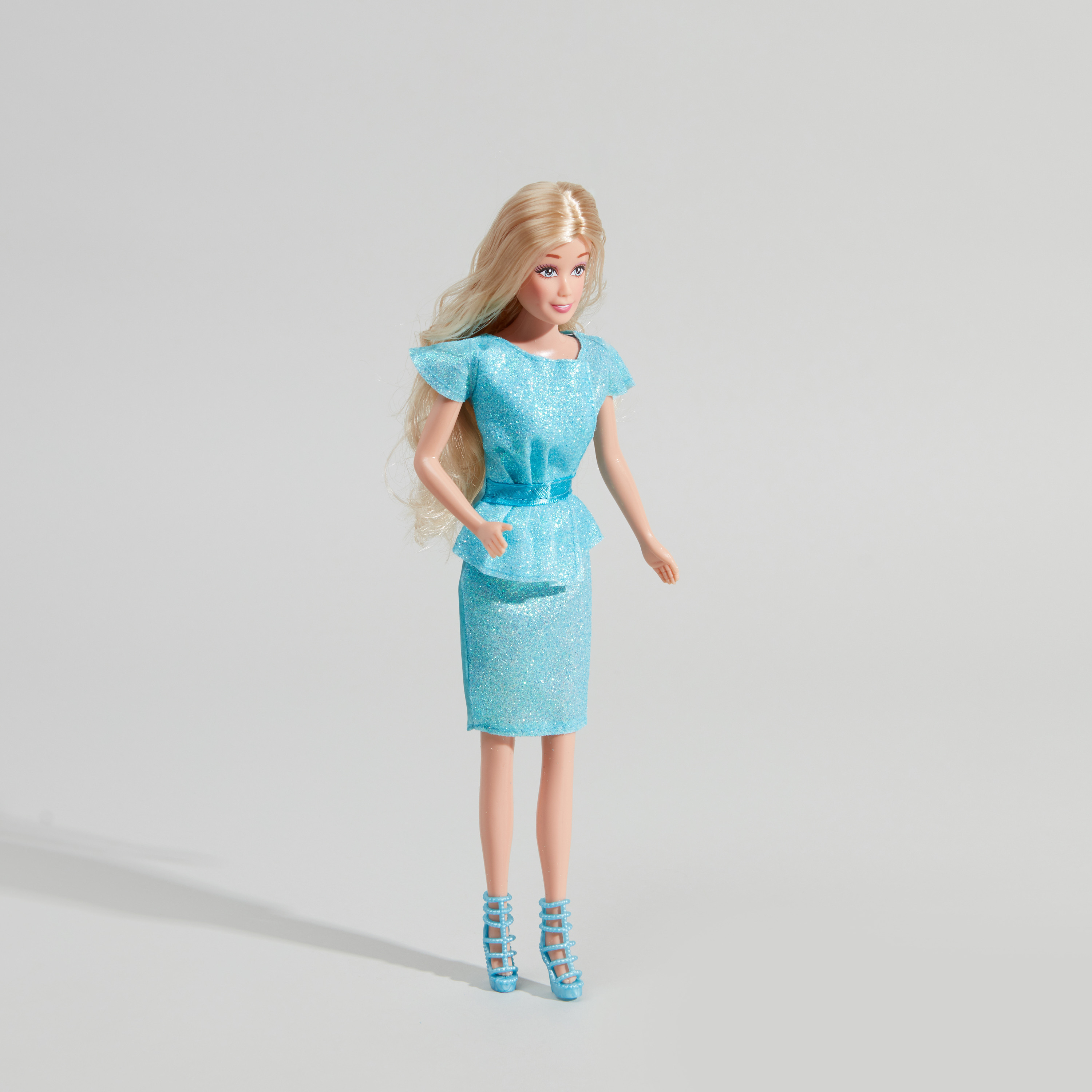Juniors Lifestyle Collection Fashion Doll-toys-dollsandplaysets-dollplaysets-image-4