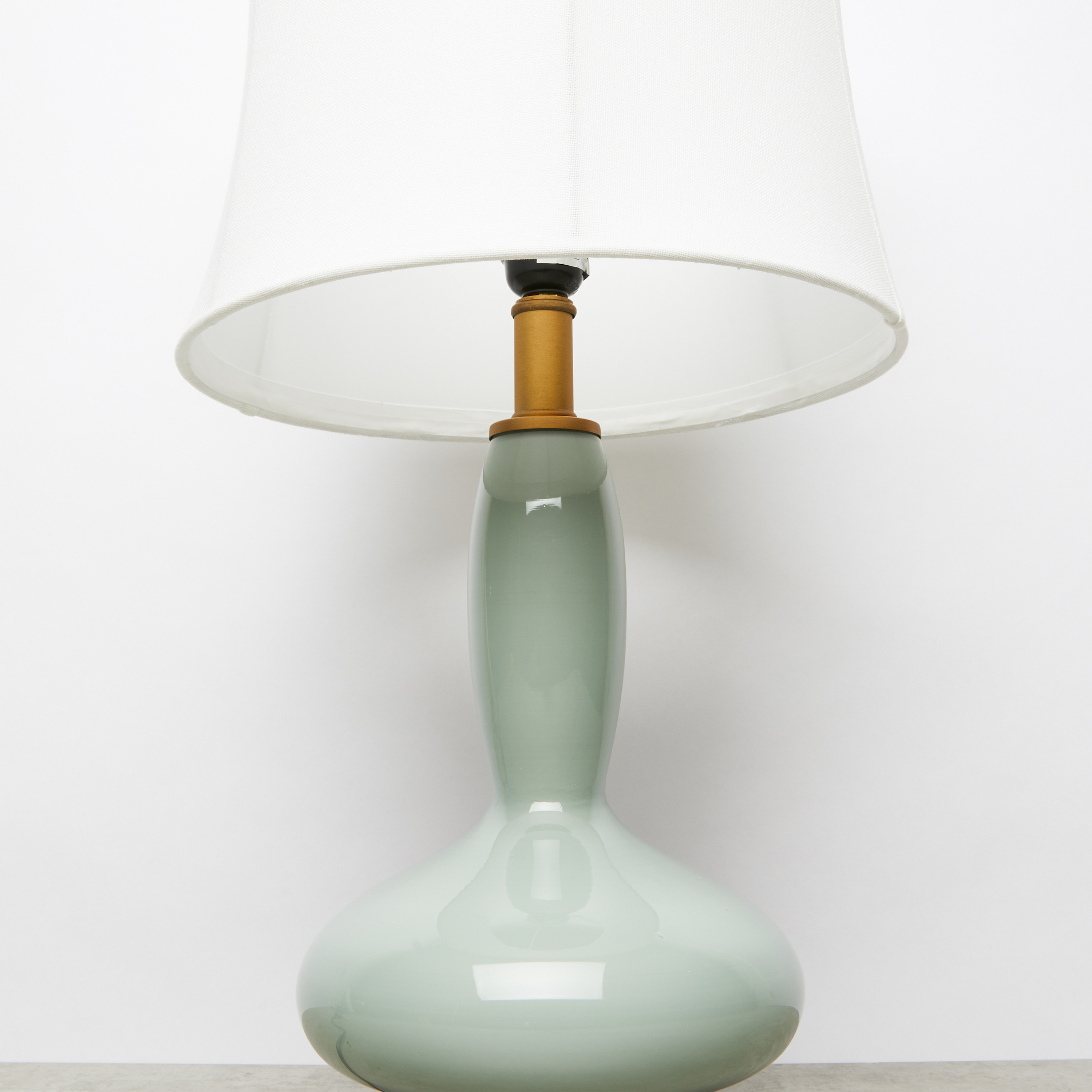 مصباح طاولة أسطواني زجاجي معدني - 30.5x30.5x55 سم-household-lighting-tableanddesklamps-image-2