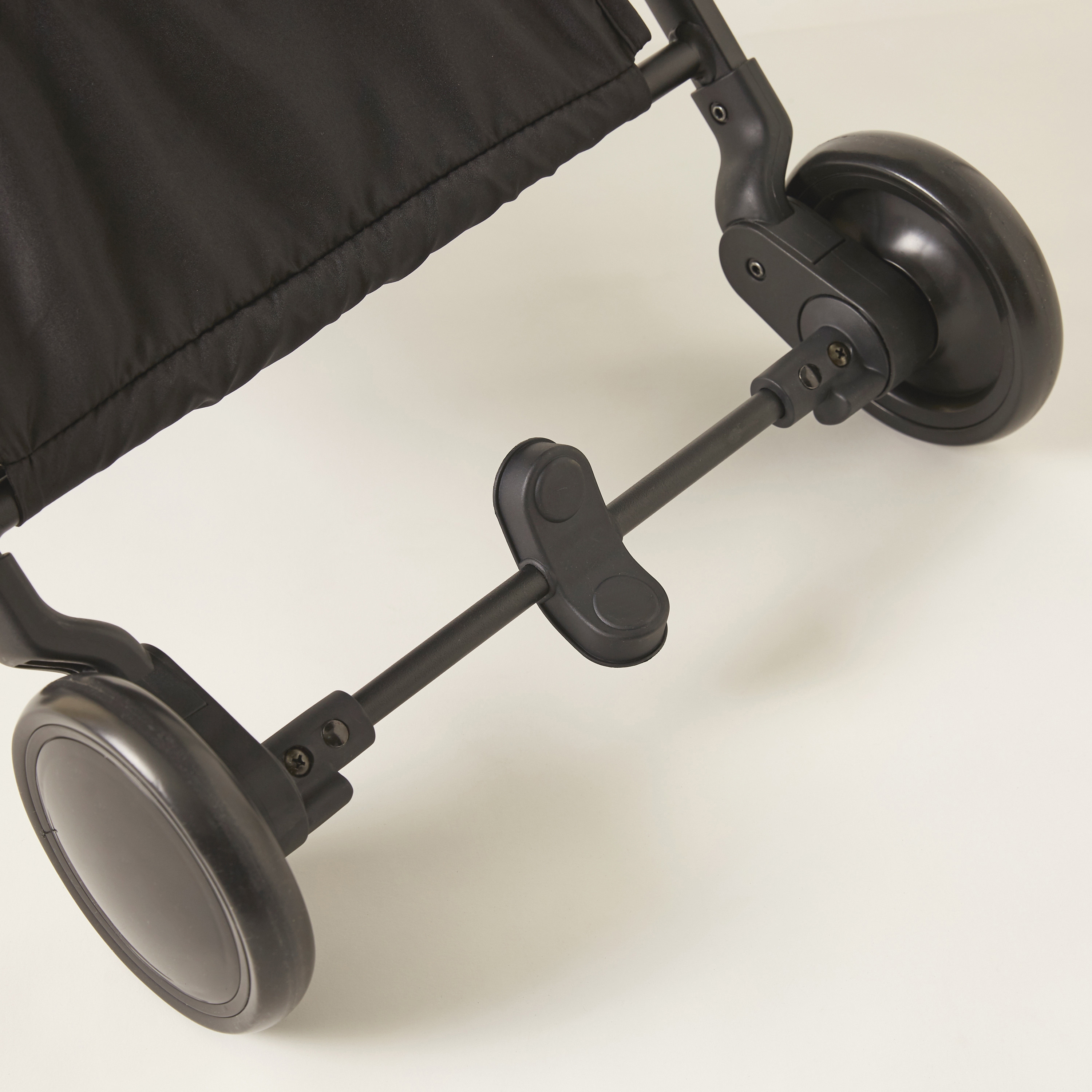 Giggles Porter Green 3-Fold Baby Stroller with 3 Reclining Positions(Upto 3 years)-baby-gear-strollersandprams-strollers-image-7