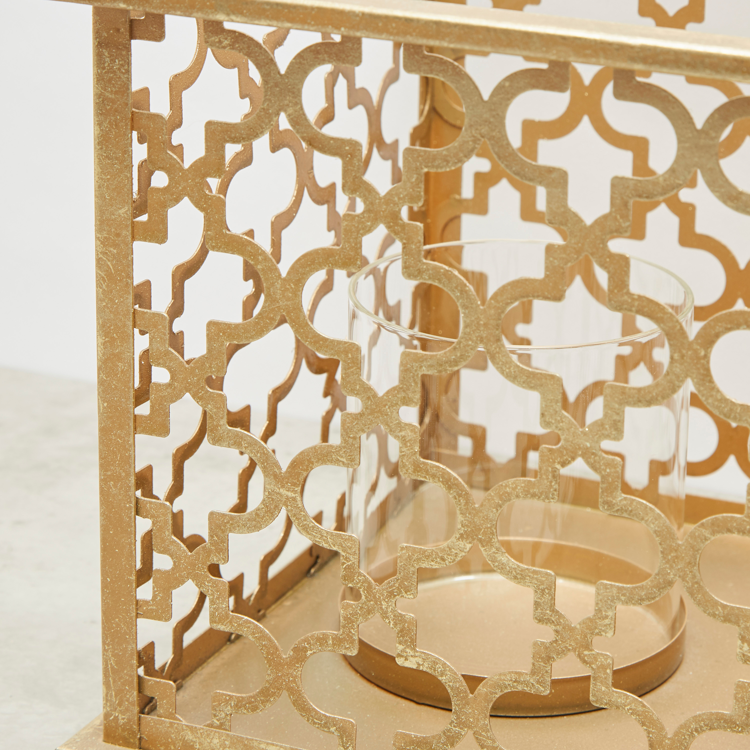 حامل شموع ميتاليك مع تصاميم مفرّغة - 42x23x21 سم-household-decor-candleholdersandlanterns-image-1
