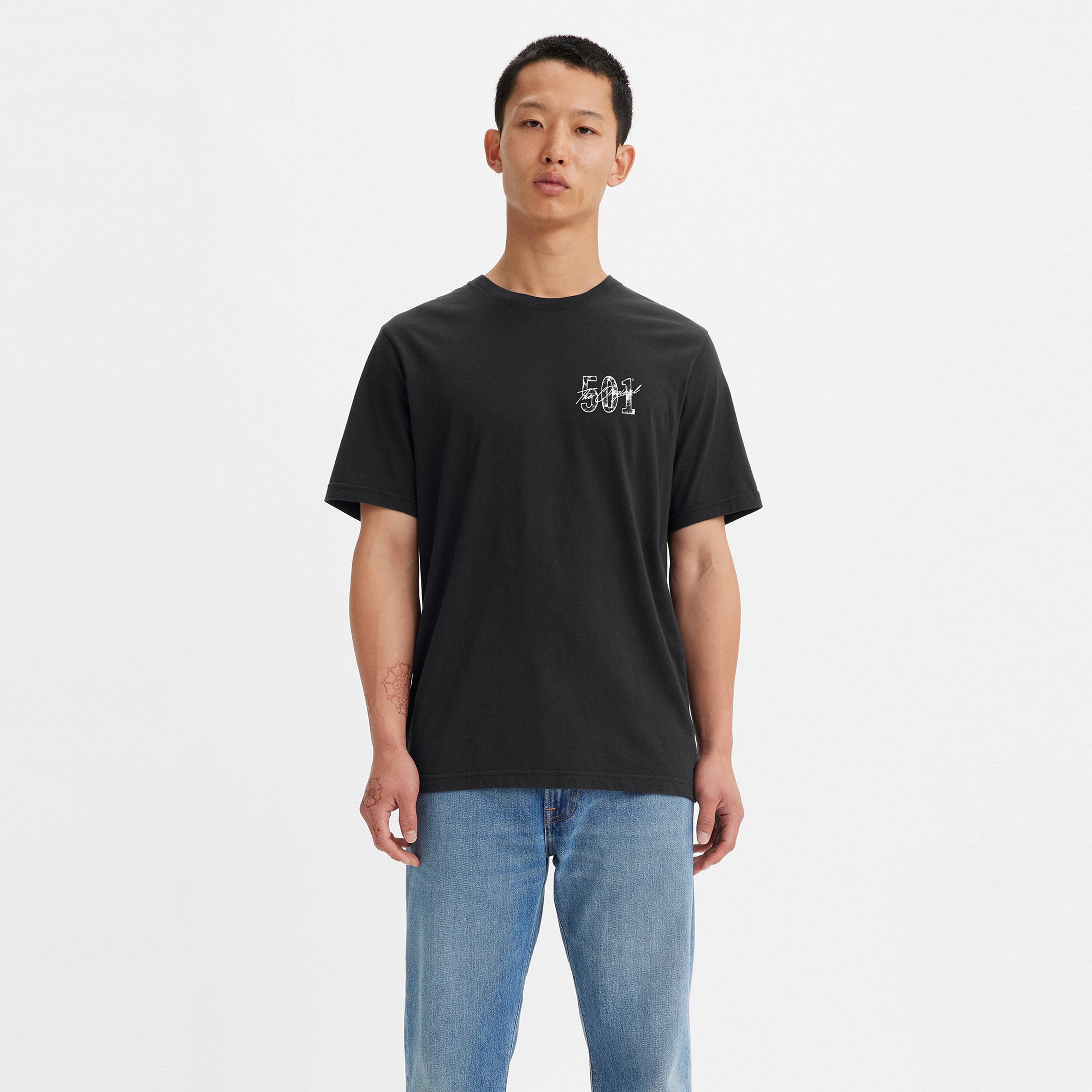 Levis Graphic Crew Neck Short Sleeves T-Shirt-men-clothing-tshirtsandpolos-tshirts-image-1