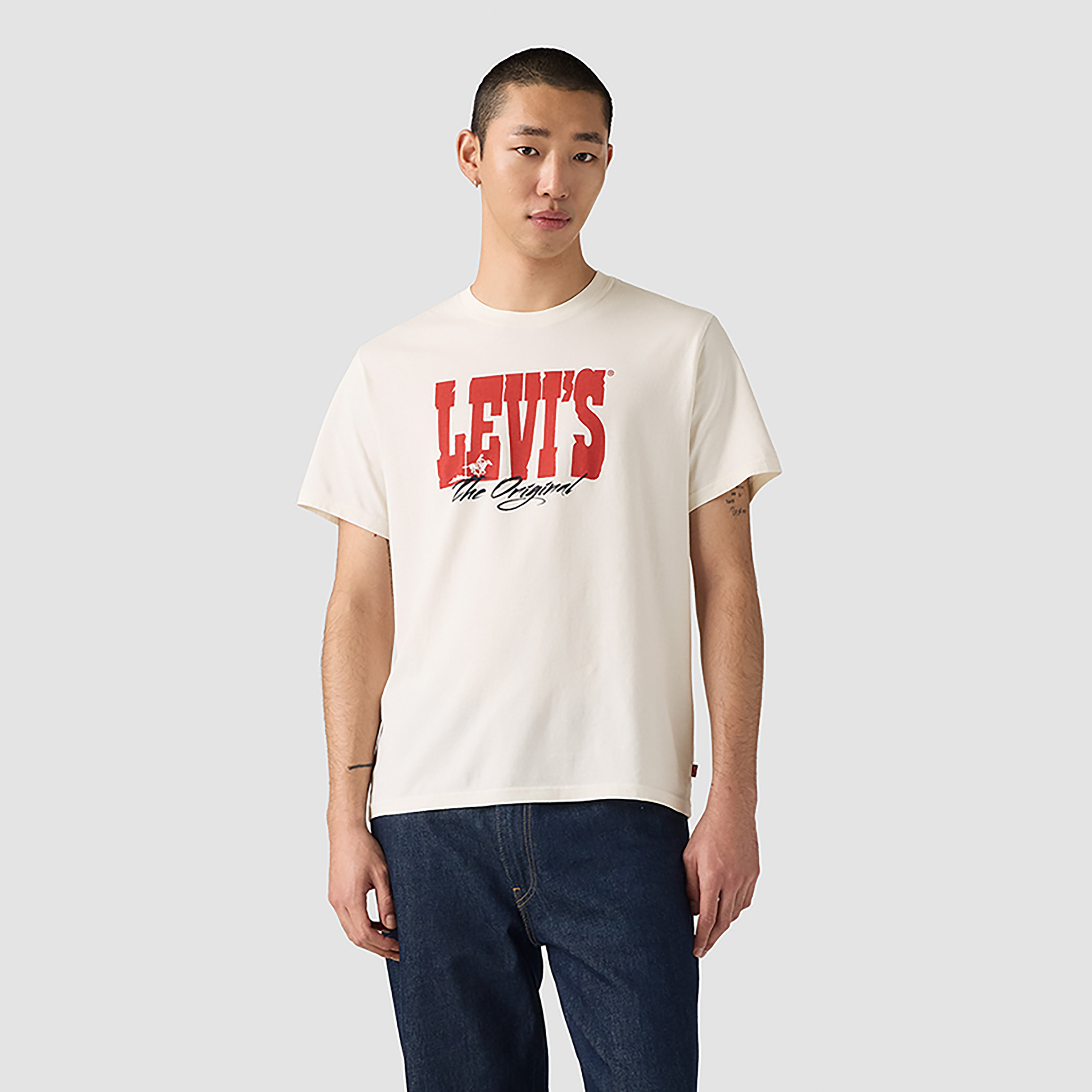 تيشيرت رجالي بأكمام قصيرة ورقبة مستديرة مطبوع بشعار ليفايس-men-clothing-tshirtsandpolos-tshirts-image-1