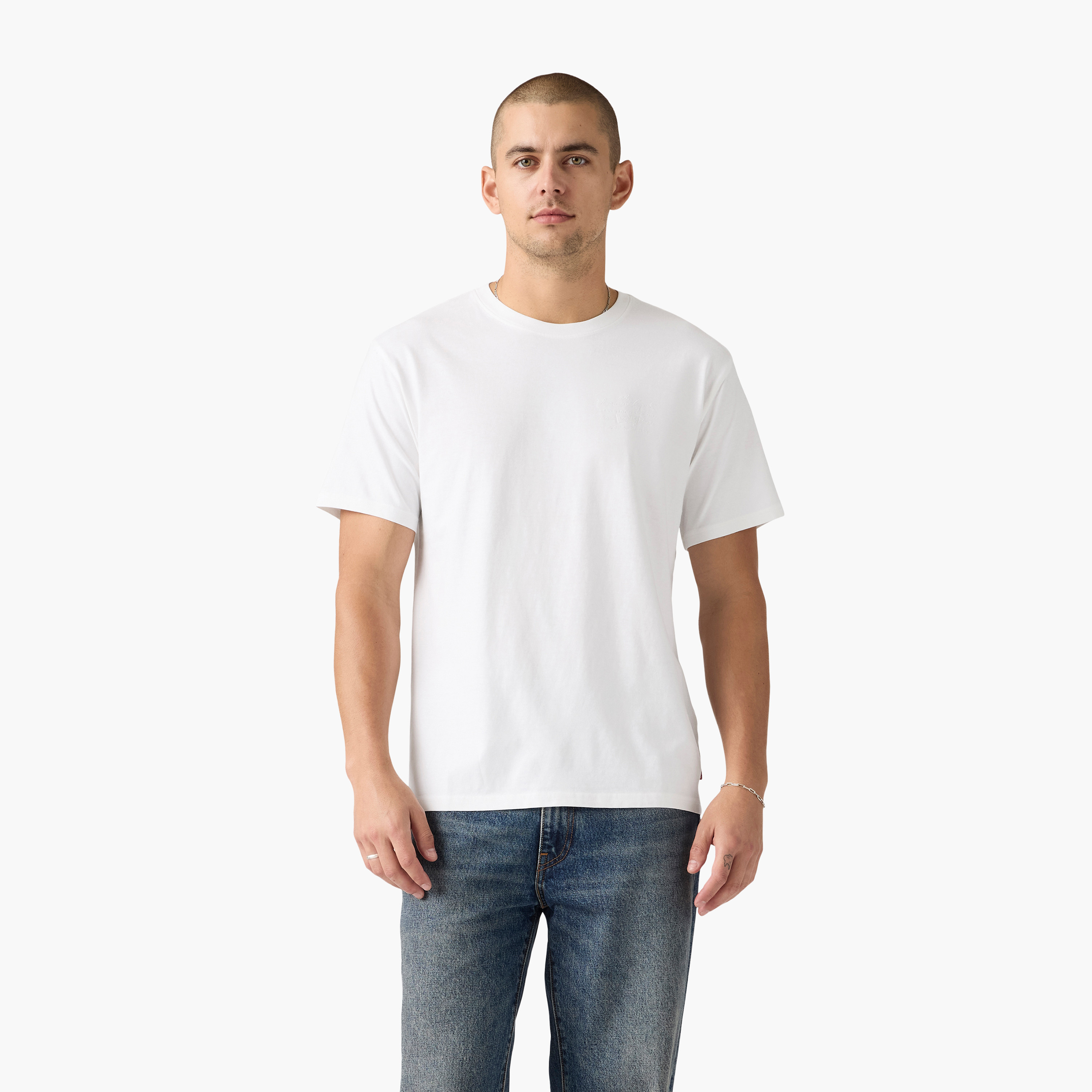 تي شيرت رجالي سادة بياقة دائرية وأكمام قصيرة من ليفايس-men-clothing-tshirtsandpolos-tshirts-image-1