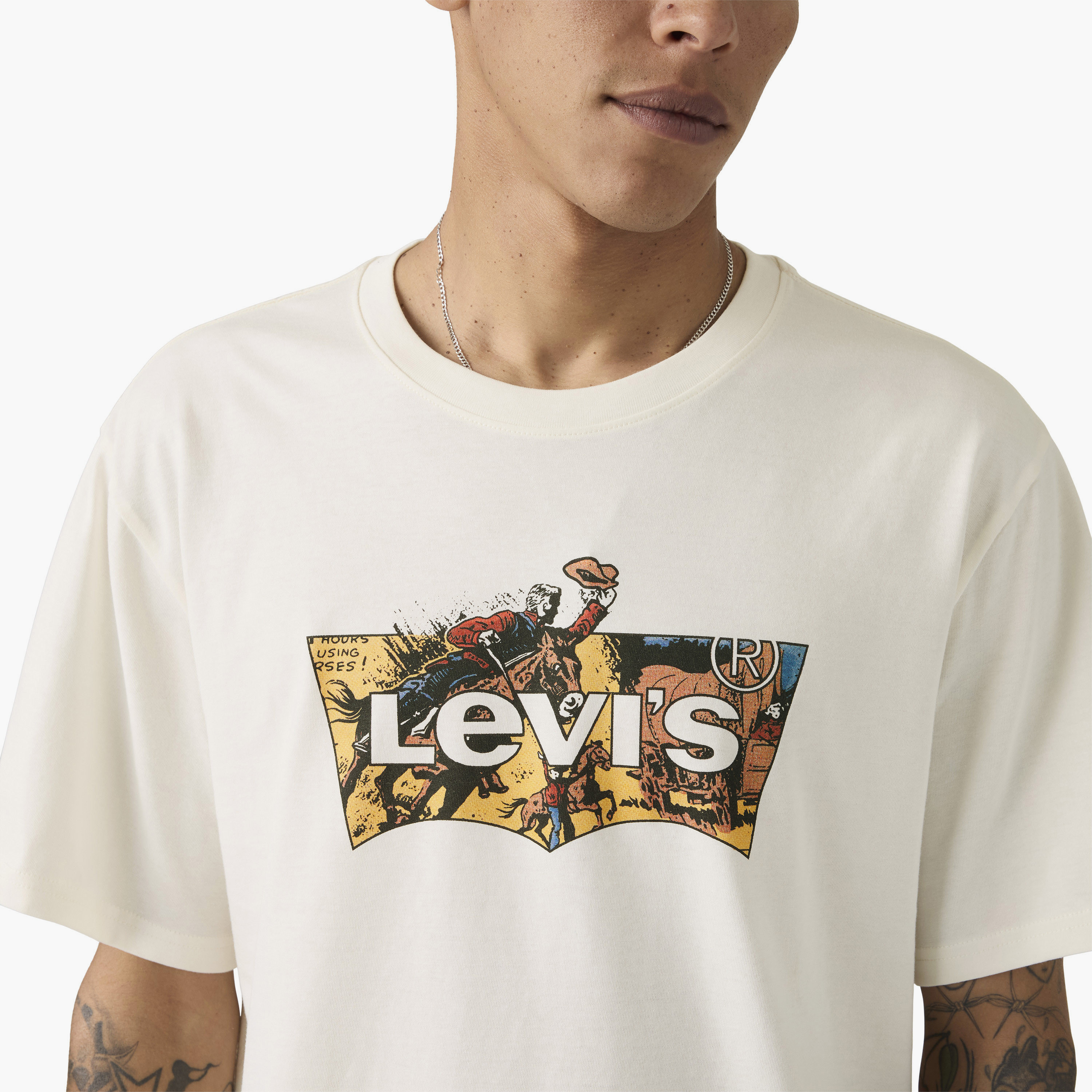 Levi's Graphic Print Crew Neck Short Sleeves Men's T-Shirt-men-clothing-tshirtsandpolos-tshirts-image-2