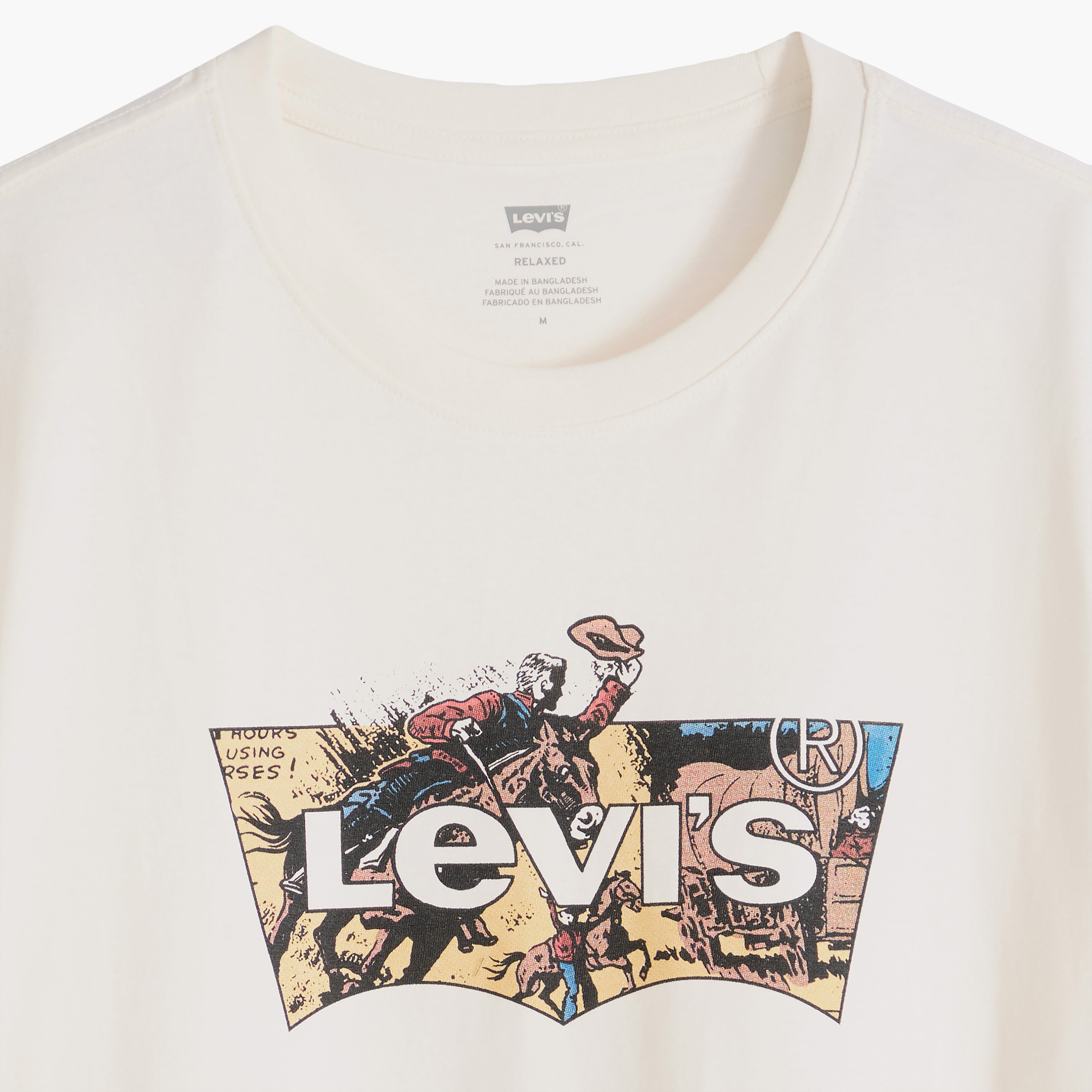 تي شيرت رجالي بأكمام قصيرة ورقبة دائرية وطبعة جرافيكية من ليفايس-men-clothing-tshirtsandpolos-tshirts-image-5