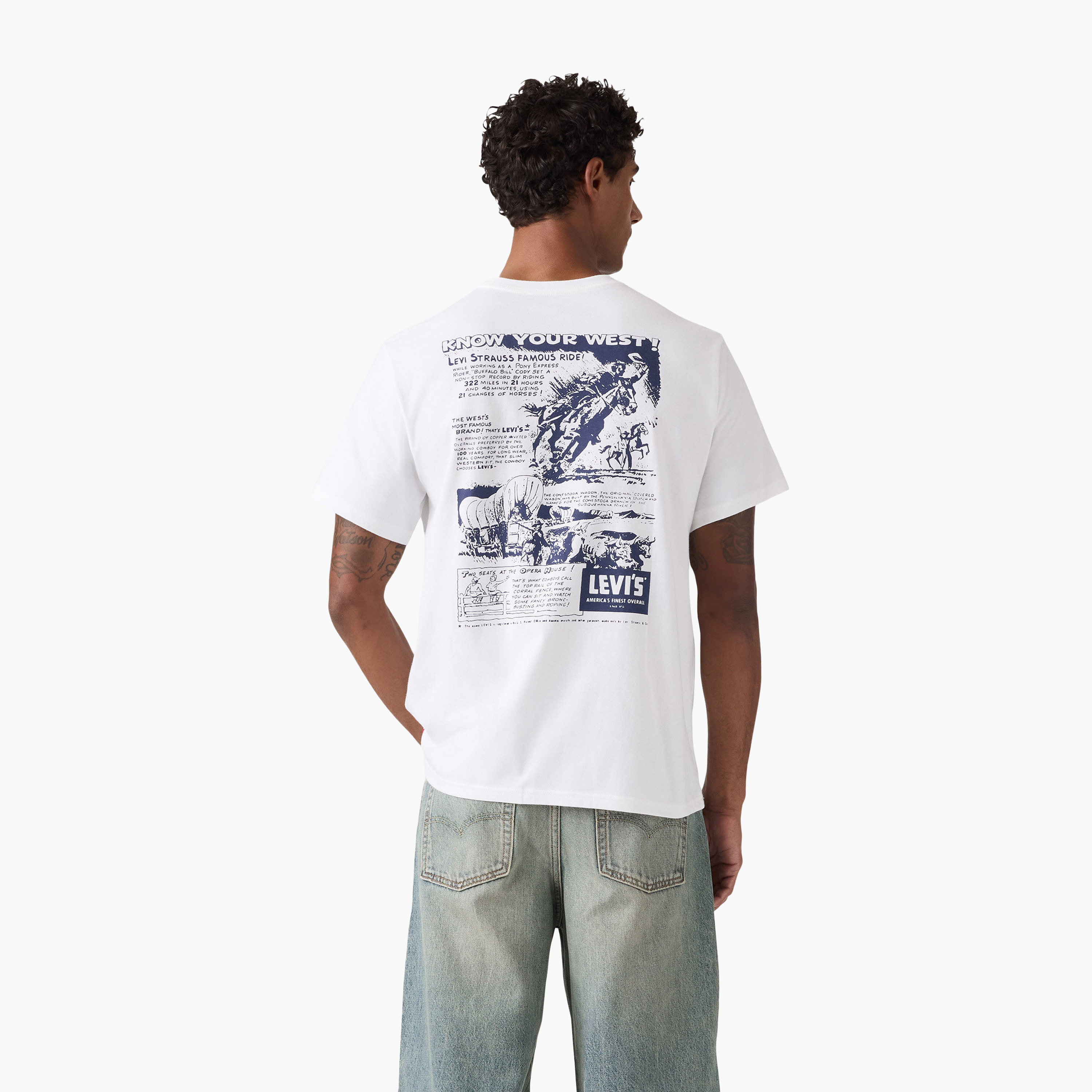 تي شيرت رجالي بأكمام قصيرة ورقبة دائرية وطبعة جرافيكية من ليفايس-men-clothing-tshirtsandpolos-tshirts-image-3