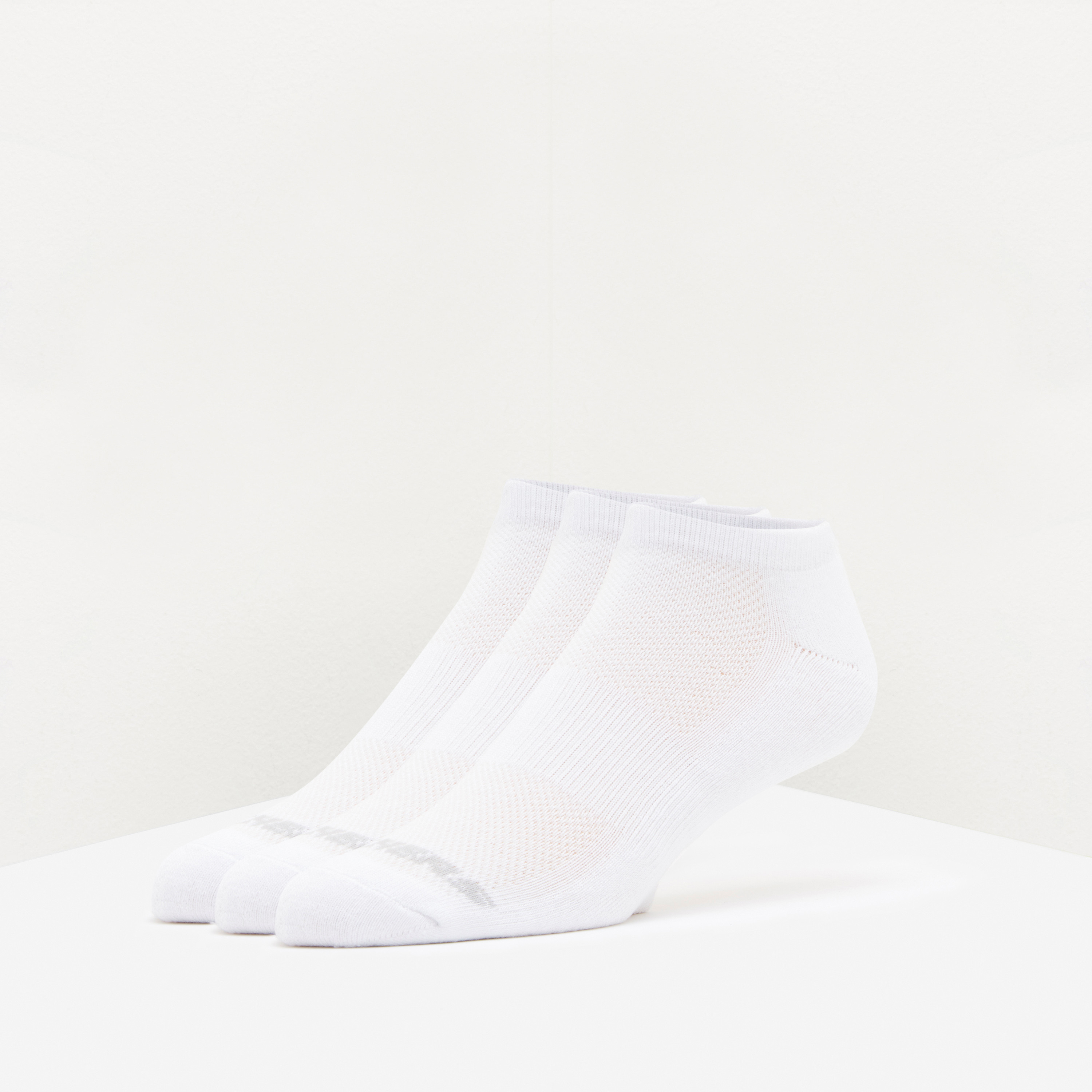 جوارب رياضية قطن للرجال من سكيتشرز - S107869-100-men-socks-image-1