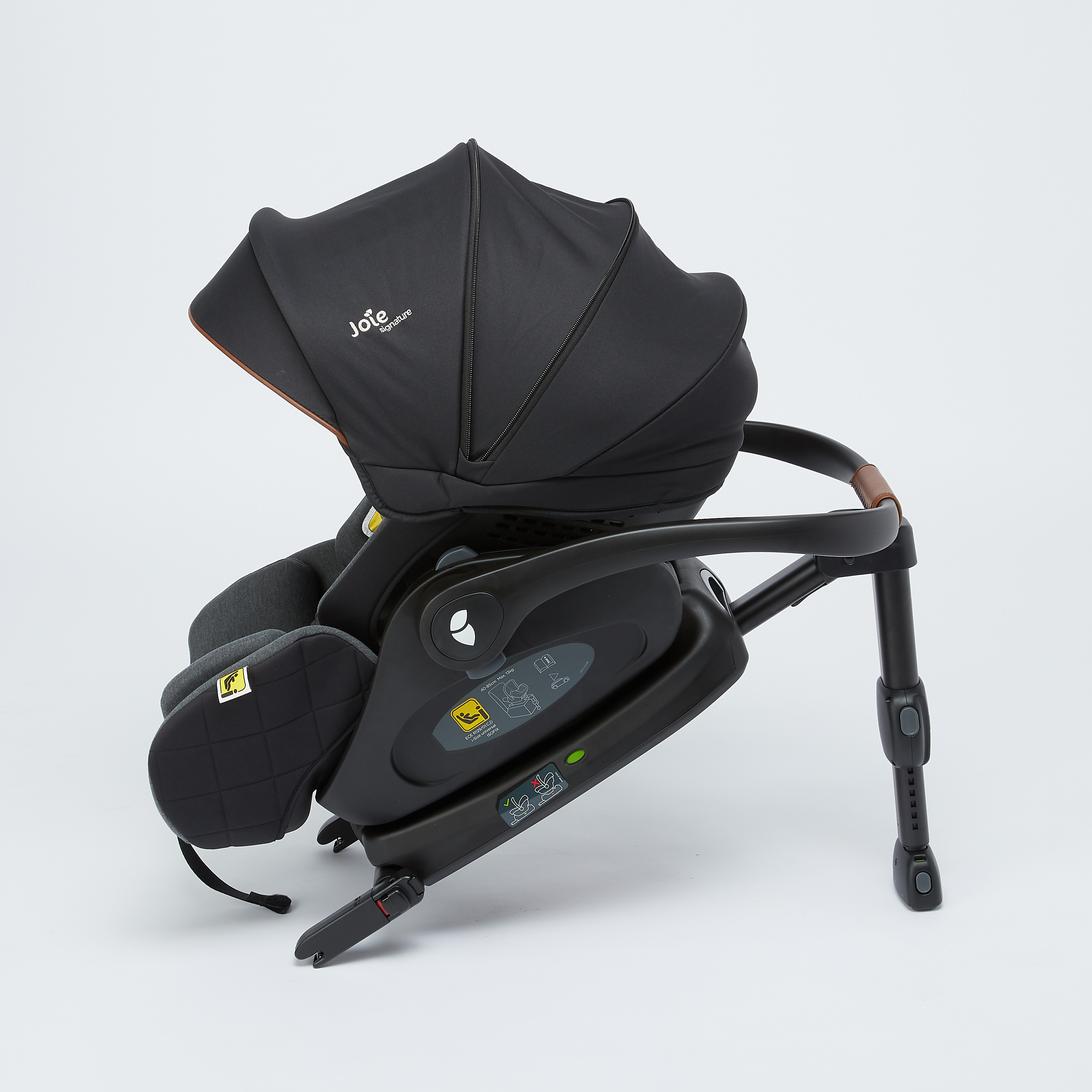 مقعد سيارة لأطفال بقاعدة سيجنيتشر المستوي الاول من جوي-baby-gear-carseats-image-4