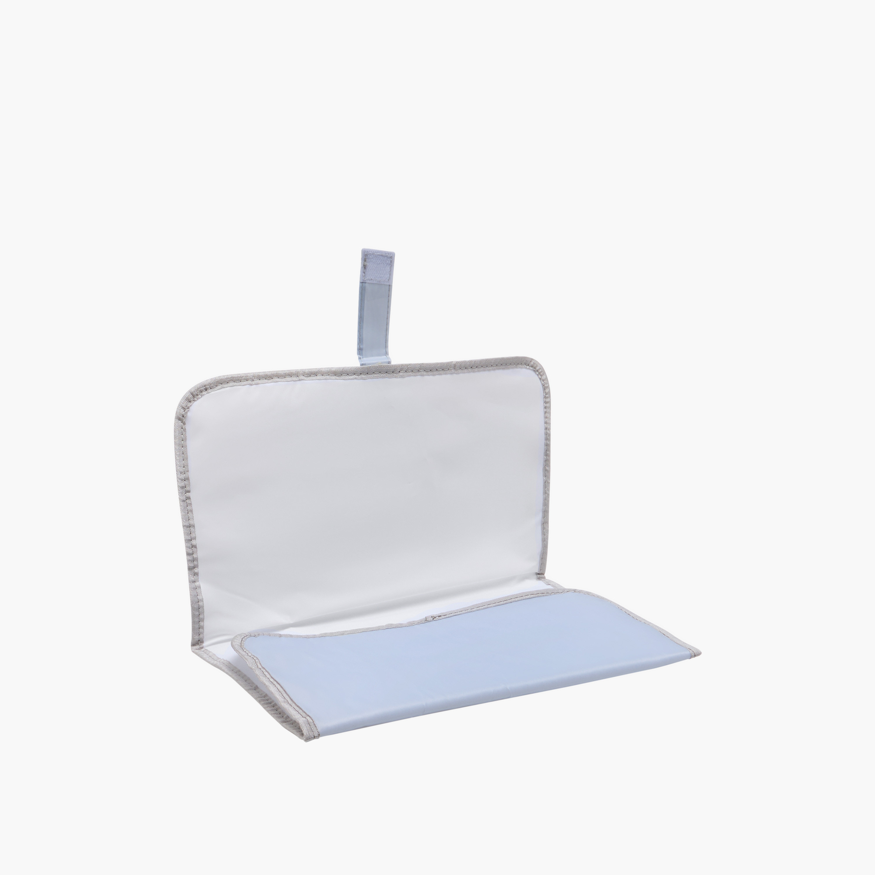 شنطة حفاضات سادة بسحّاب إغلاق ومقابض مزدوجة من جيجلز-baby-diapering-diaperbags-image-5