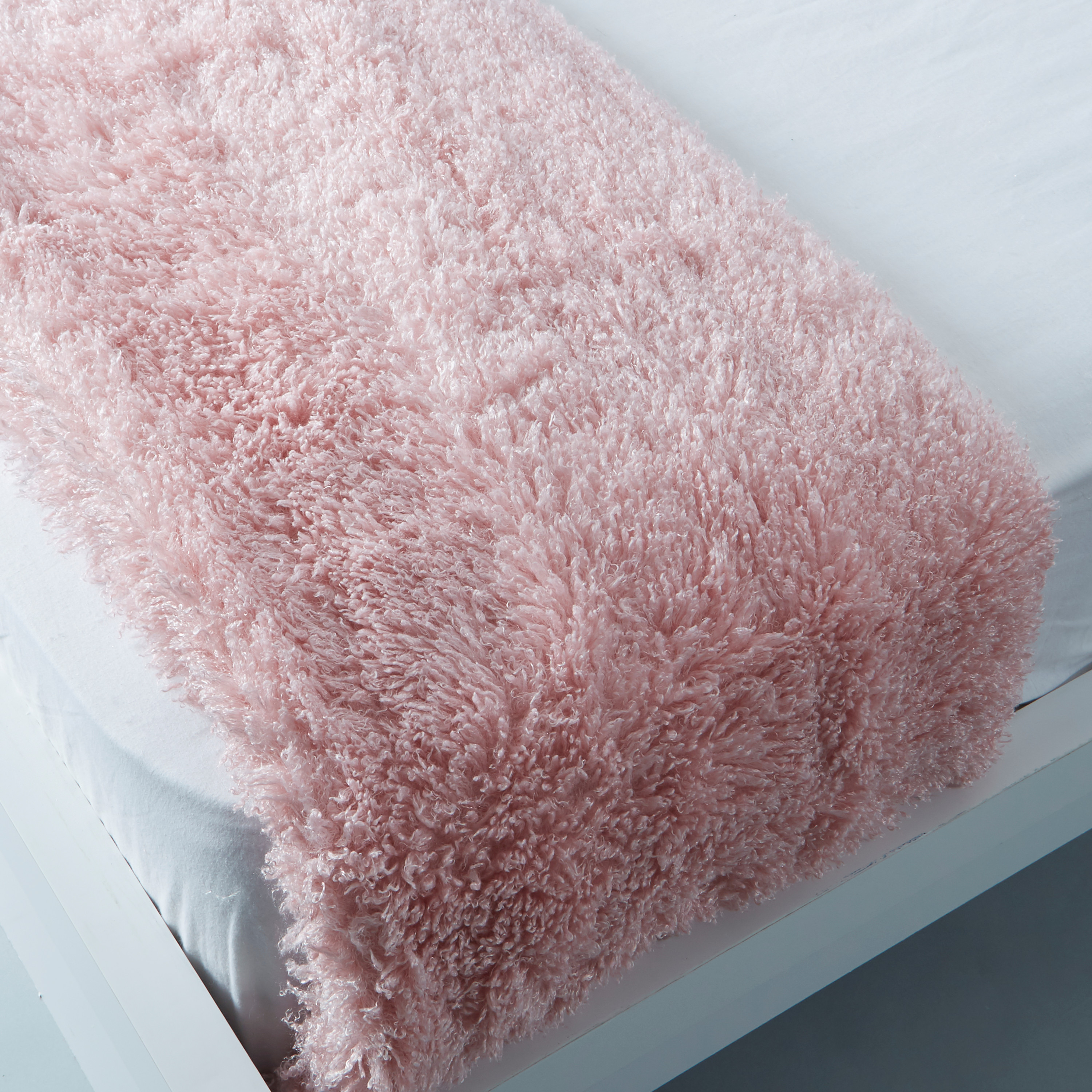 Rectangular Fur Throw - 150x180 cms-household-cushionsandthrows-throwsandblankets-throws-image-3