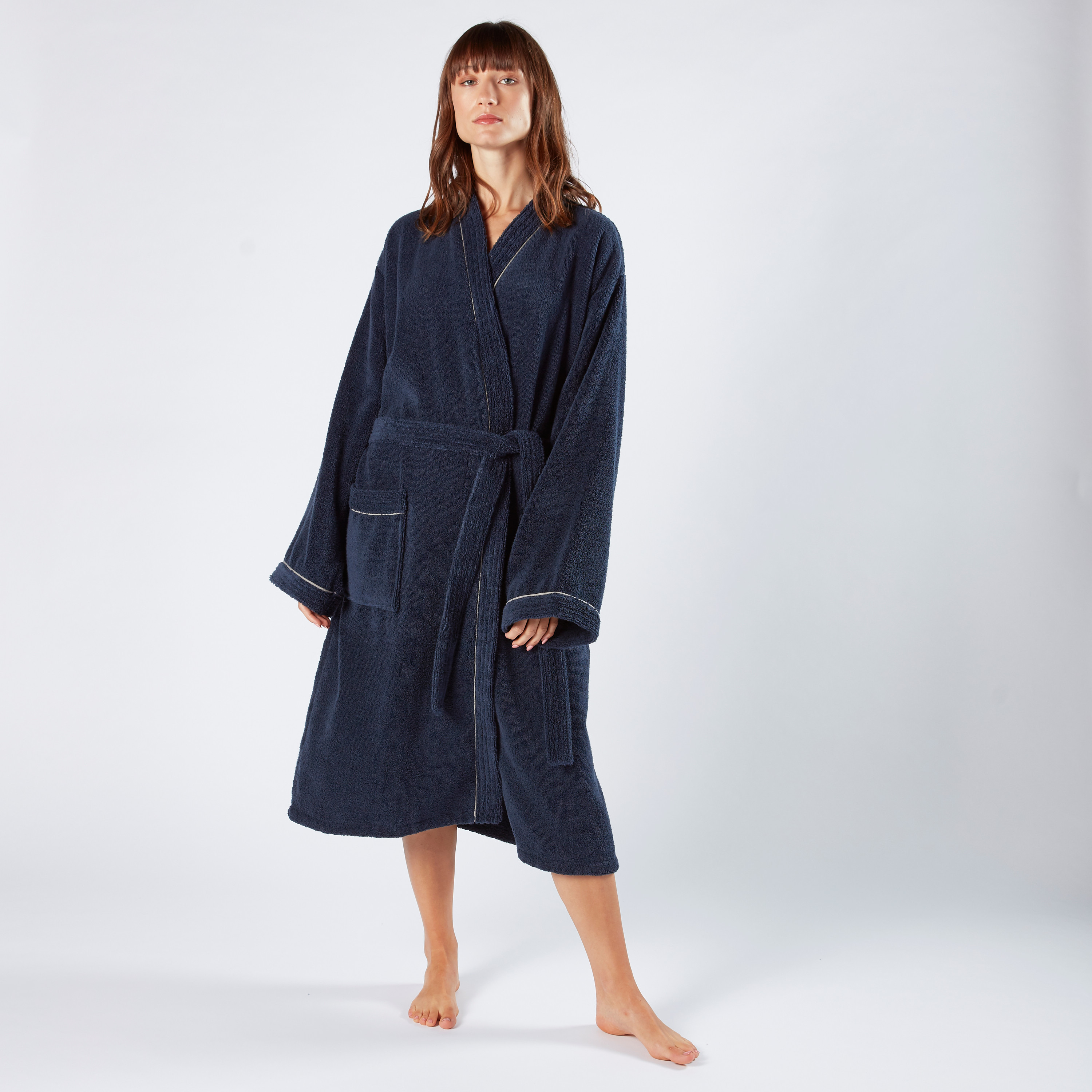روب حمّام كيمونو مع خيوط بارزة من سيرين - مقاس أل-household-bathandlaundry-bathlinen-bathrobesandslippers-bathrobes-image-1