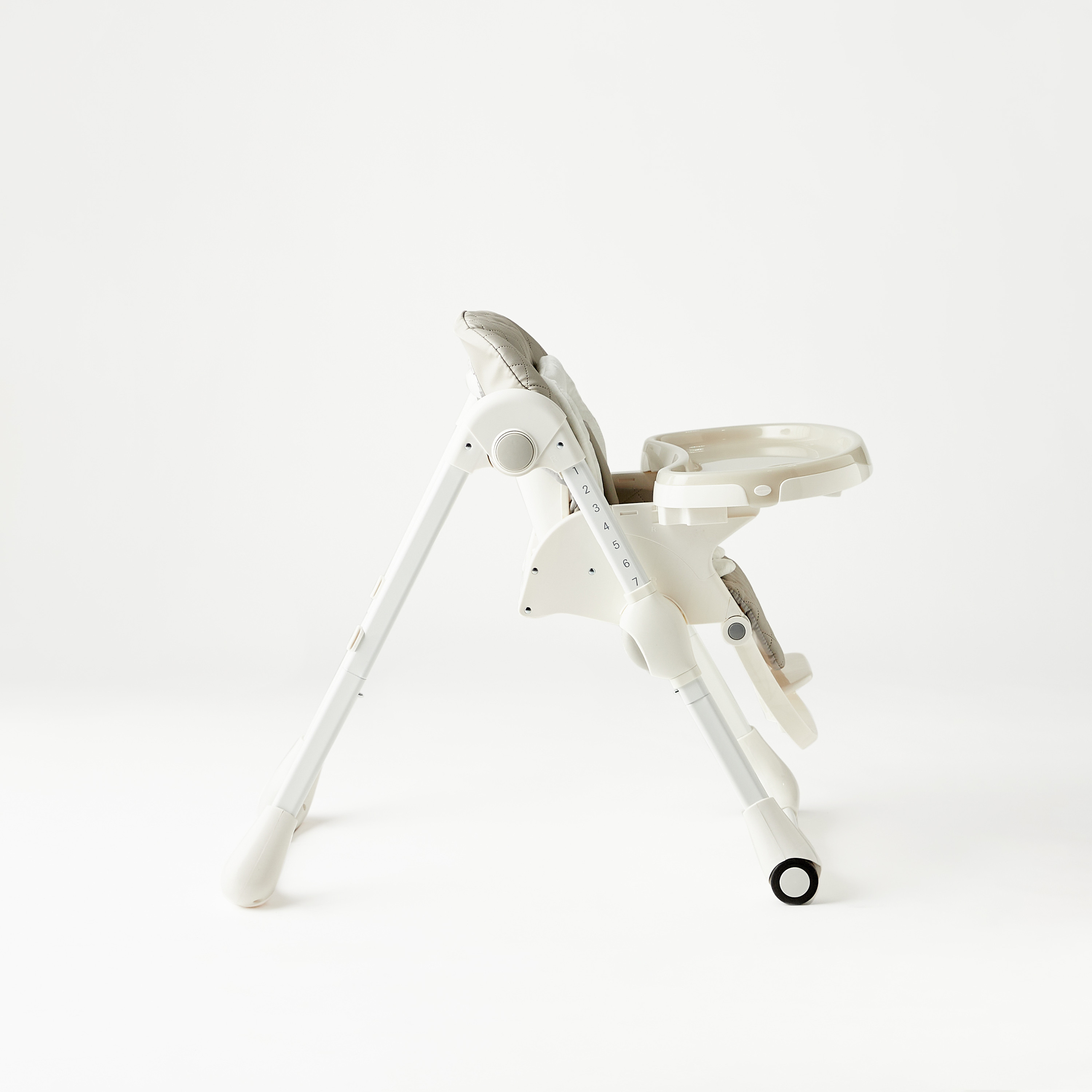 كرسي مرتفع مع صينية طعام لويل من جيجلز-baby-feeding-highchairsandboosters-image-14