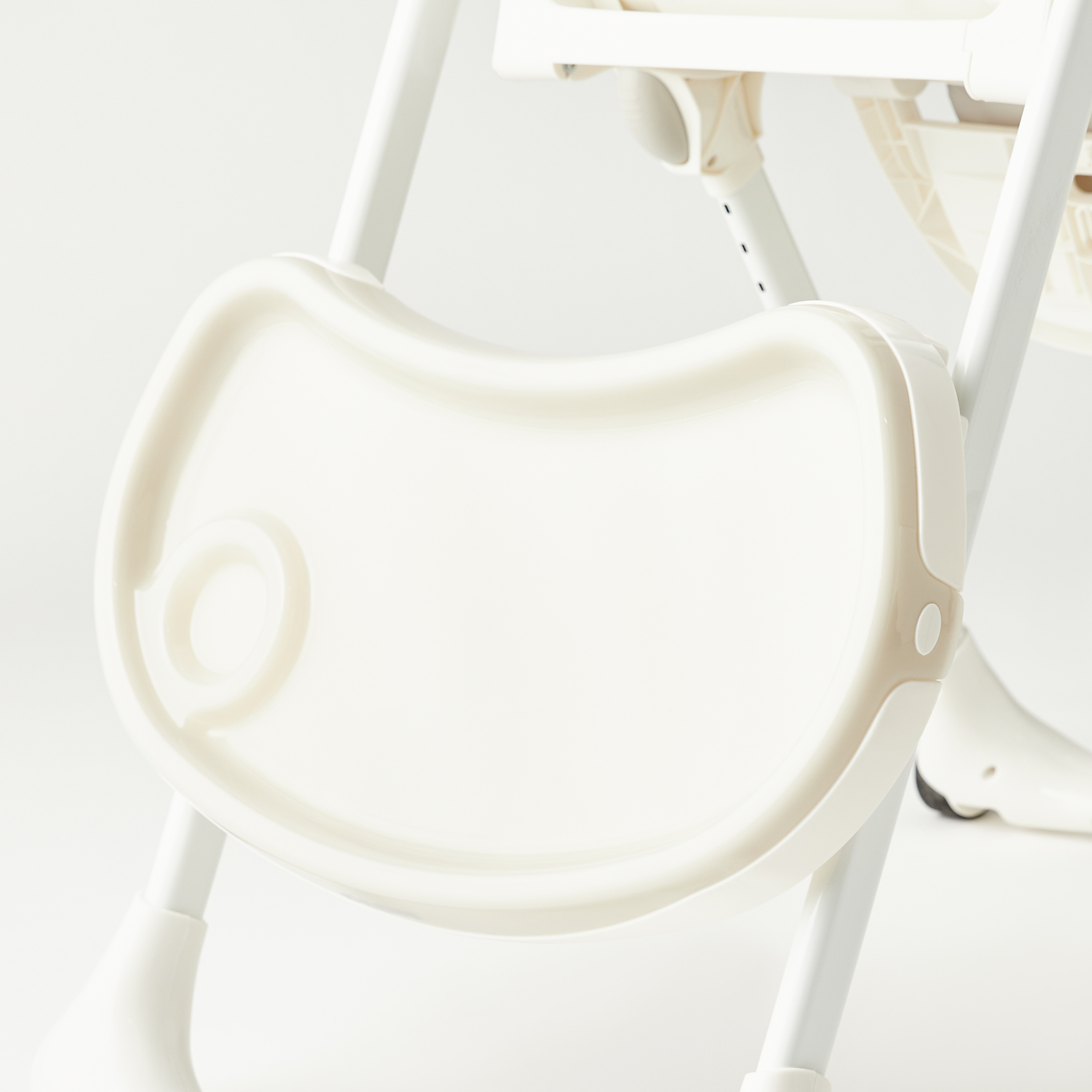كرسي مرتفع مع صينية طعام لويل من جيجلز-baby-feeding-highchairsandboosters-image-19