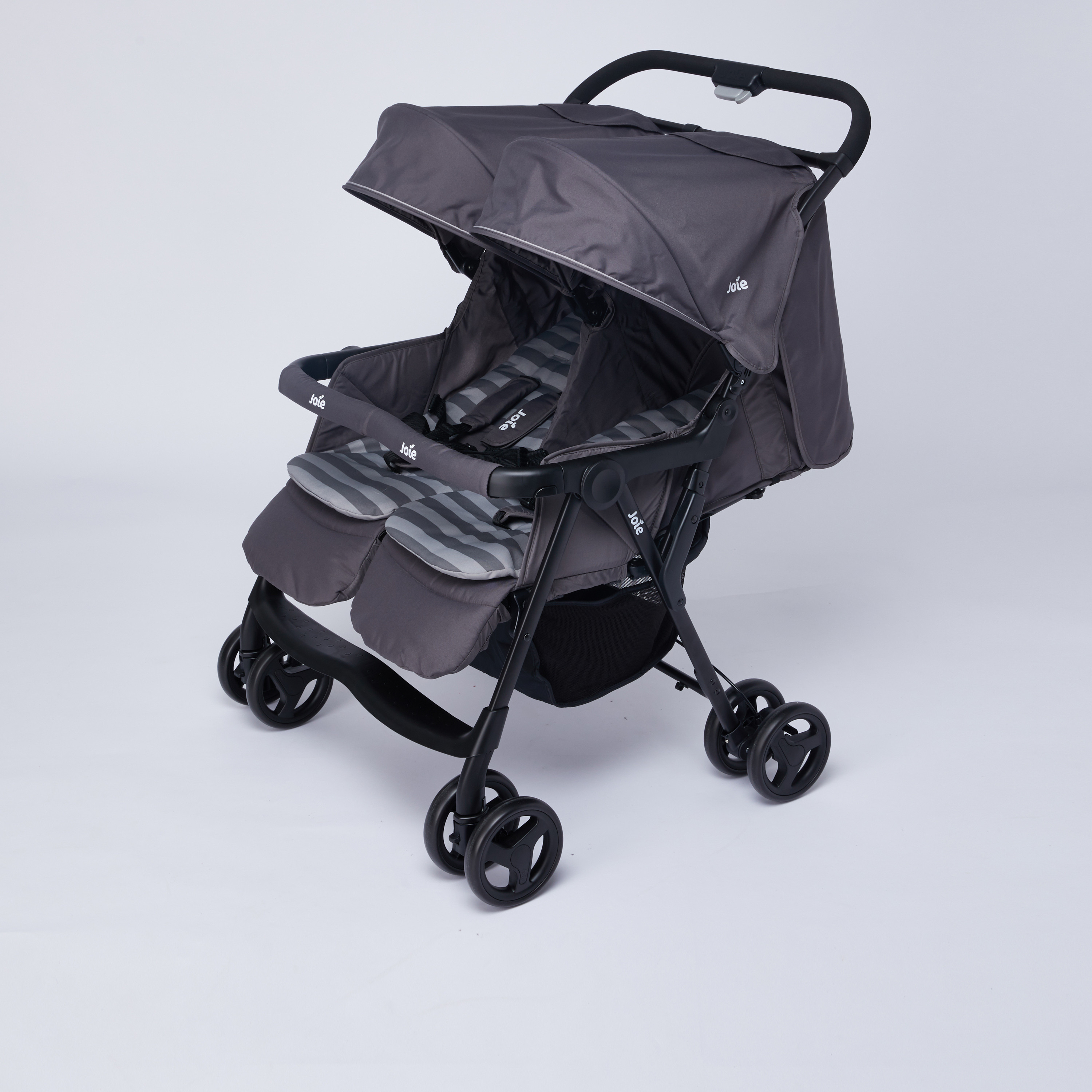 عربة أطفال  توأم سوداء من جوي آير مع إمالة متعددة الأوضاع (حتى 3 سنوات)-baby-gear-strollersandprams-strollers-image-1