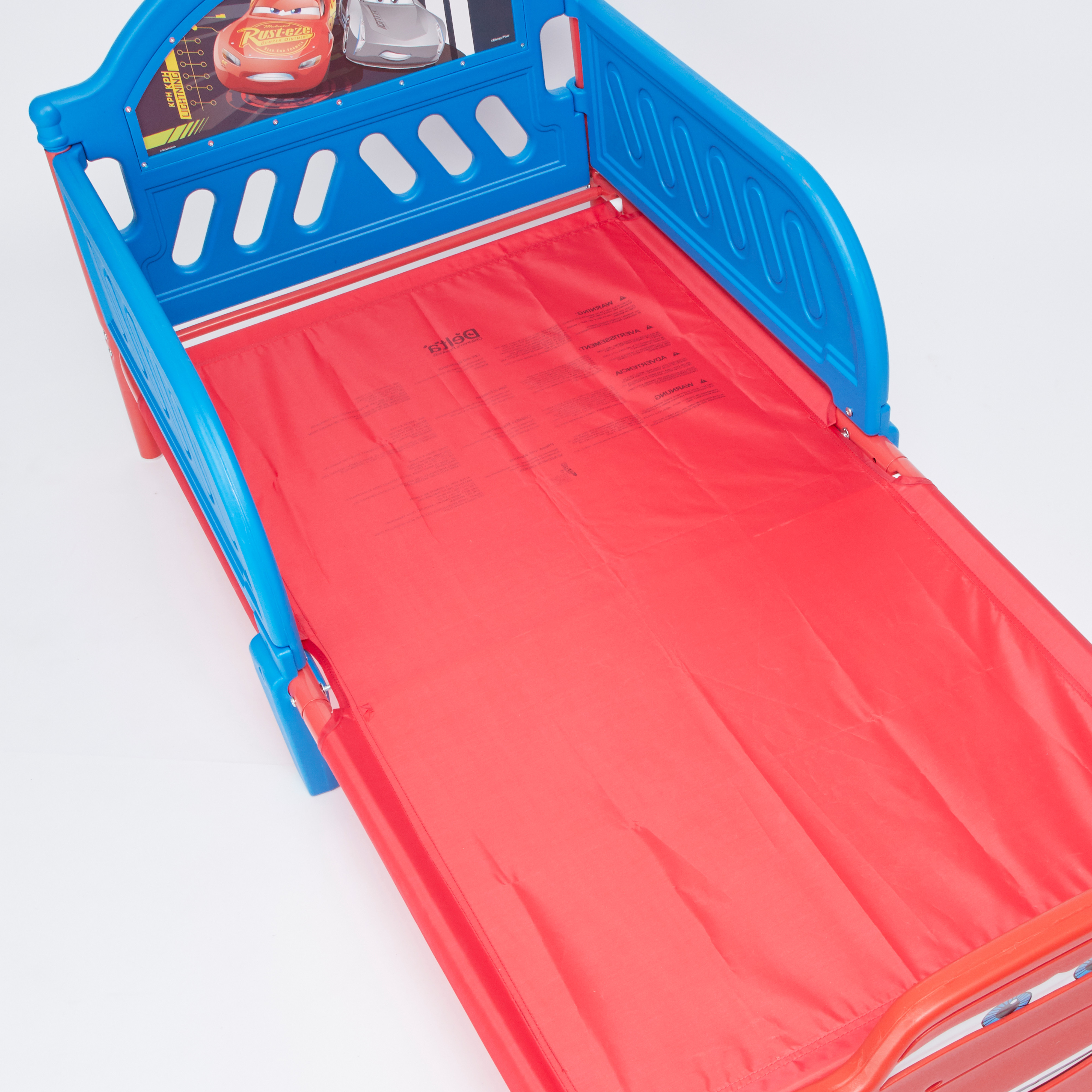 سرير أطفال بحواجز حماية وطبعات كارز من ديزني-baby-nursery-furniture-cribsandbeds-beds-image-2