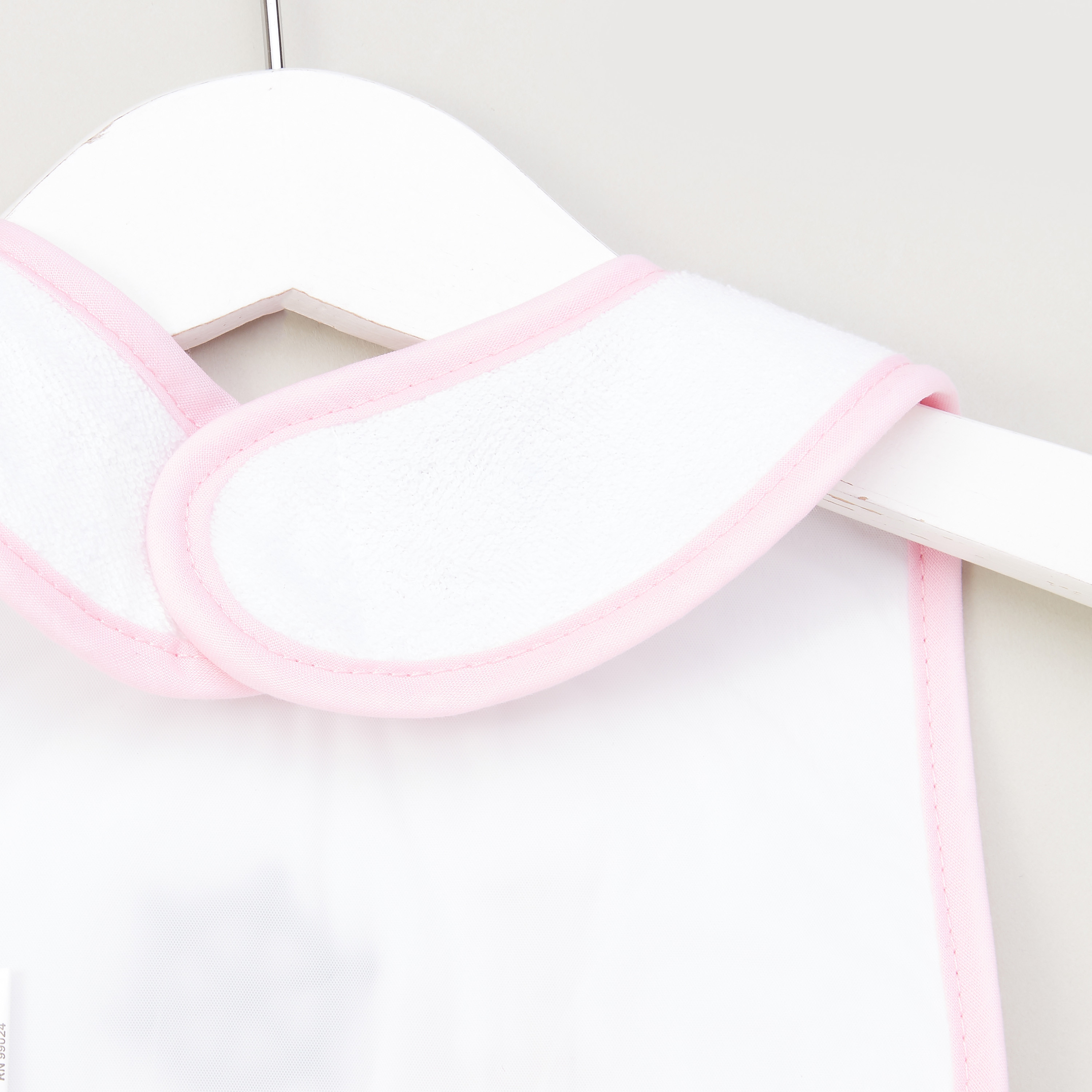 Luvable Friends Printed Bib with Hook and Loop Closure - Set of 5-baby-feeding-bibs-image-4