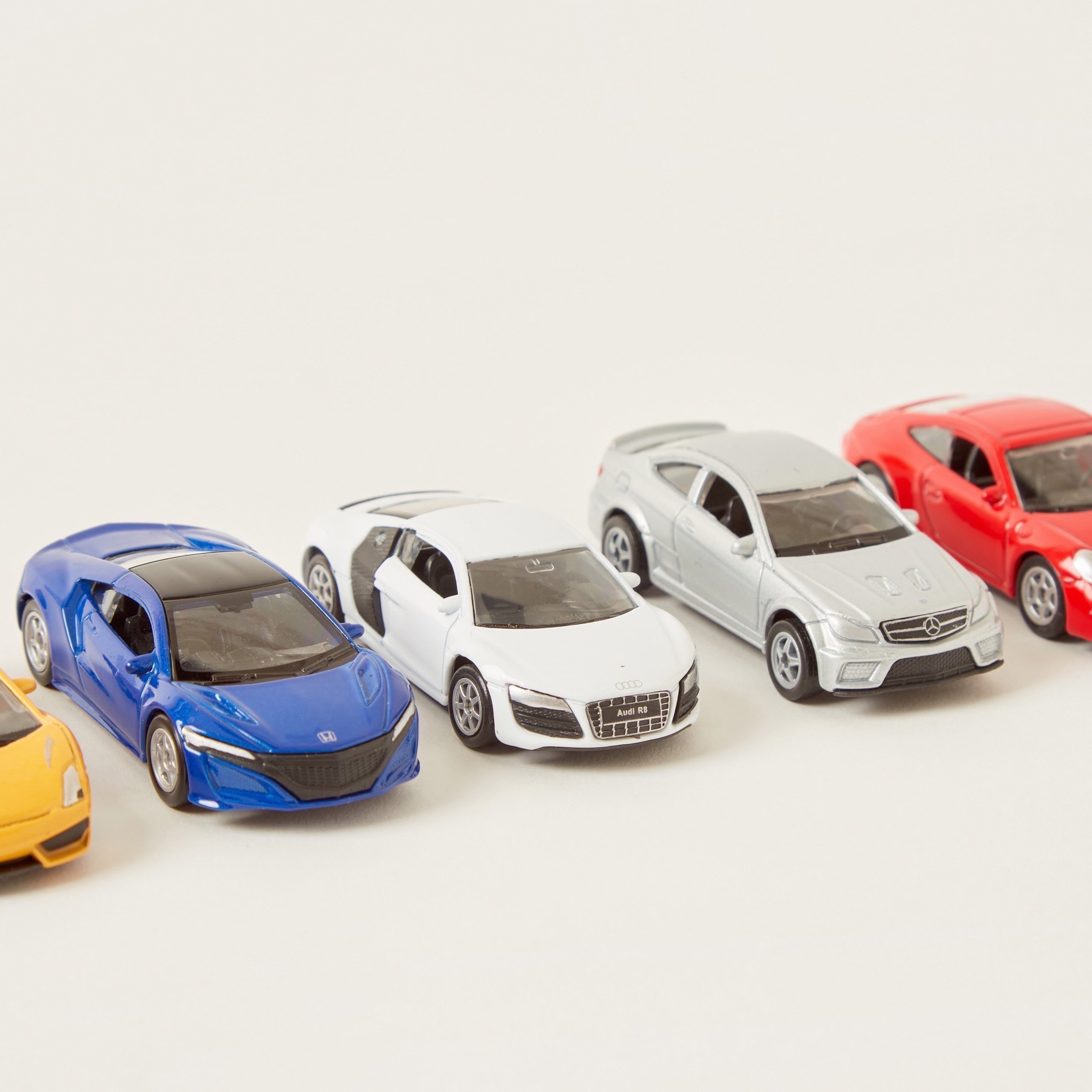 Welly 5-Piece Wheel Gift Set-toys-playvehicles-cars-image-2