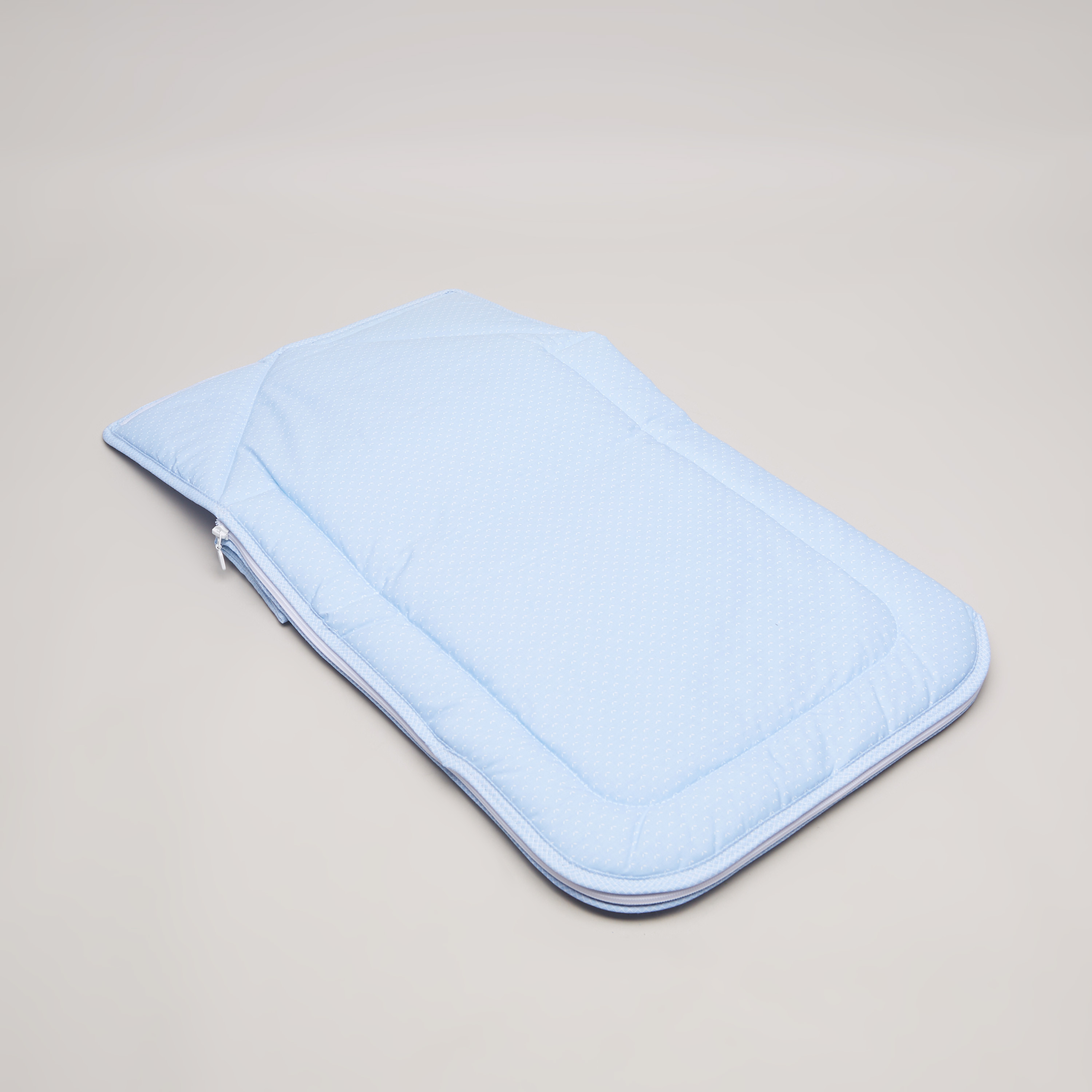 Cambrass Printed Nest Bag with Zip Closure-baby-nursery-babybedding-image-4