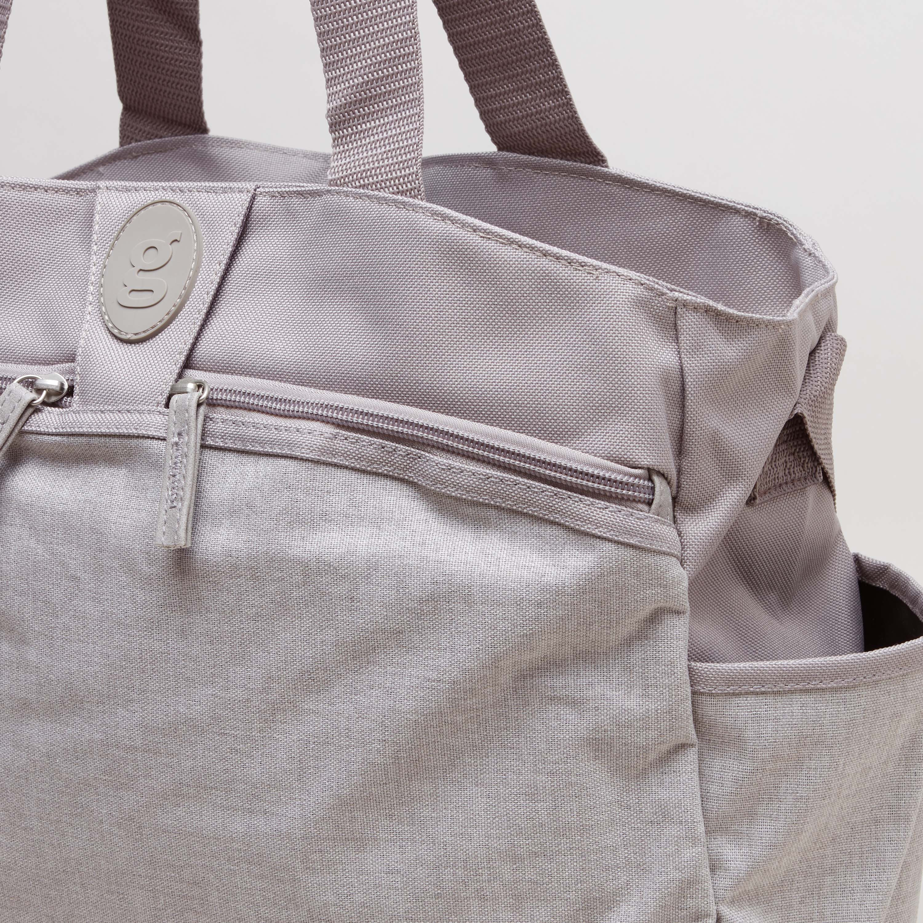 شنطة حفاضات سادة مع غطاء قارورة مياه من جيجلز-baby-gear-diaperbags-image-4