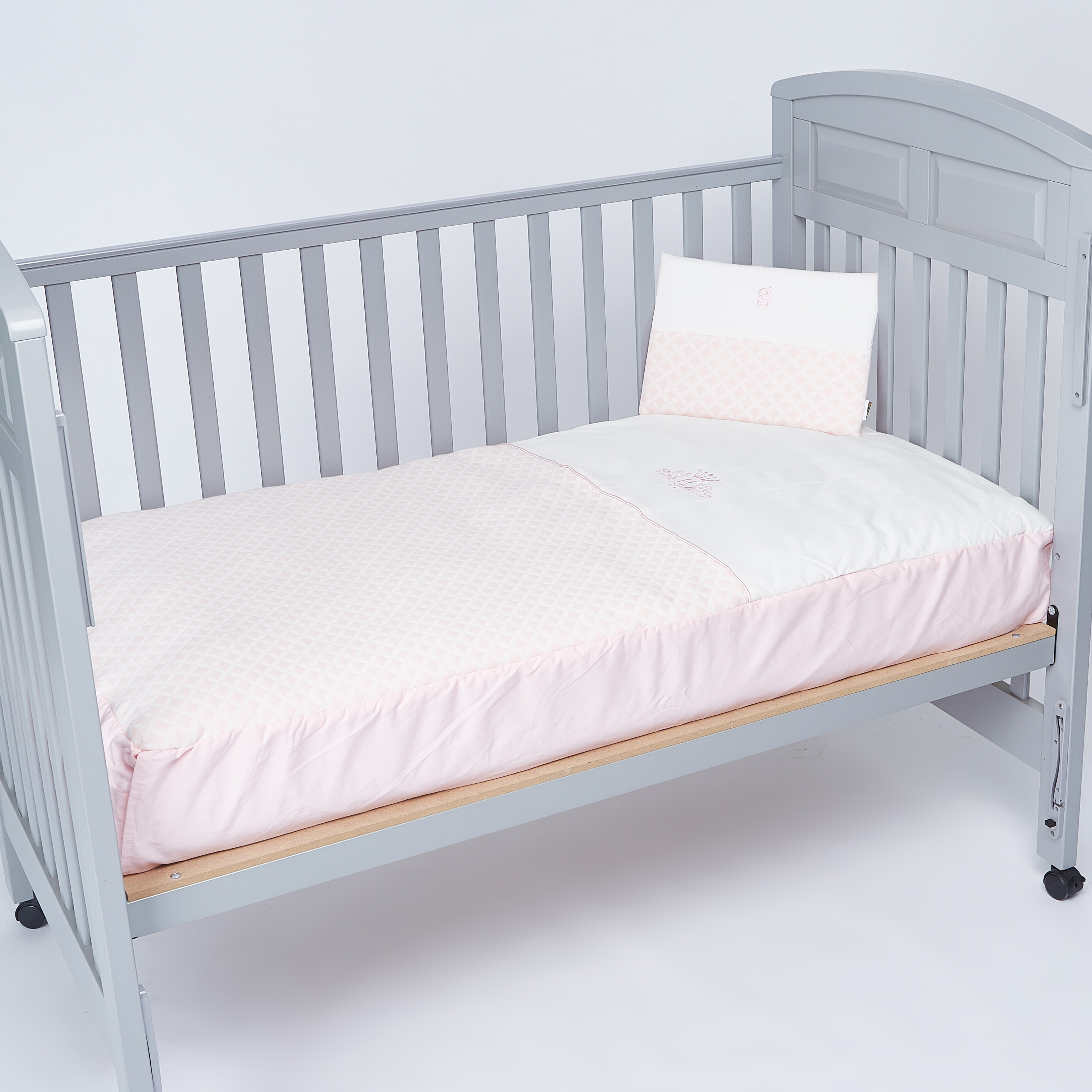 Giggles 2-Piece Printed Bedding Set-baby-nursery-babybedding-image-2
