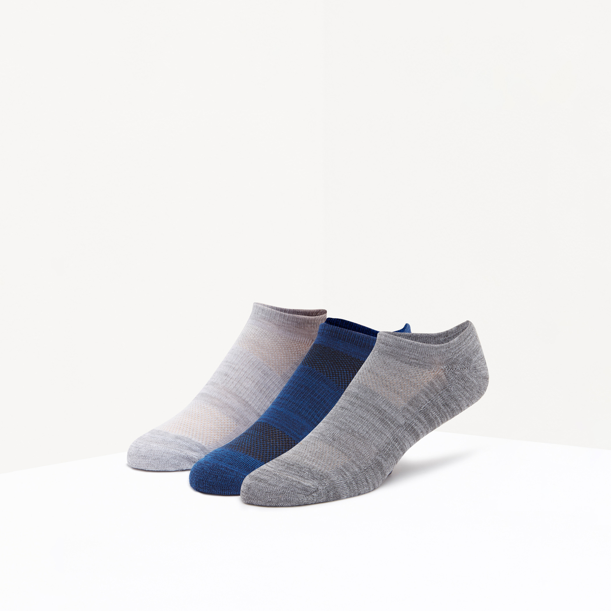 جوارب رياضية غير مرئية للرجال من سكتشرز - S113887-462-men-socks-image-1