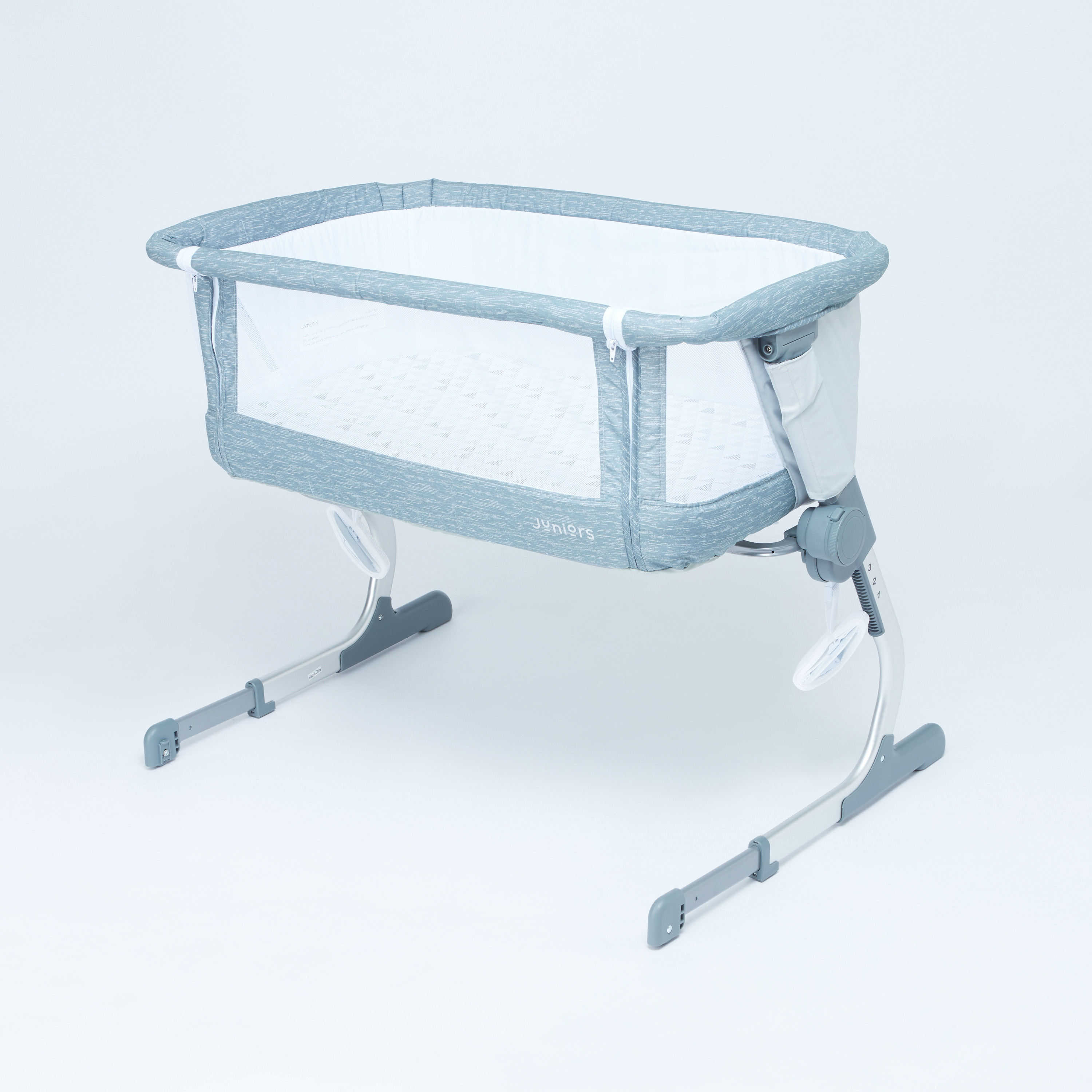 سرير أطفال جانبي صوفيا من جونيورز-baby-nursery-furniture-cribsandbeds-bassinets-image-7