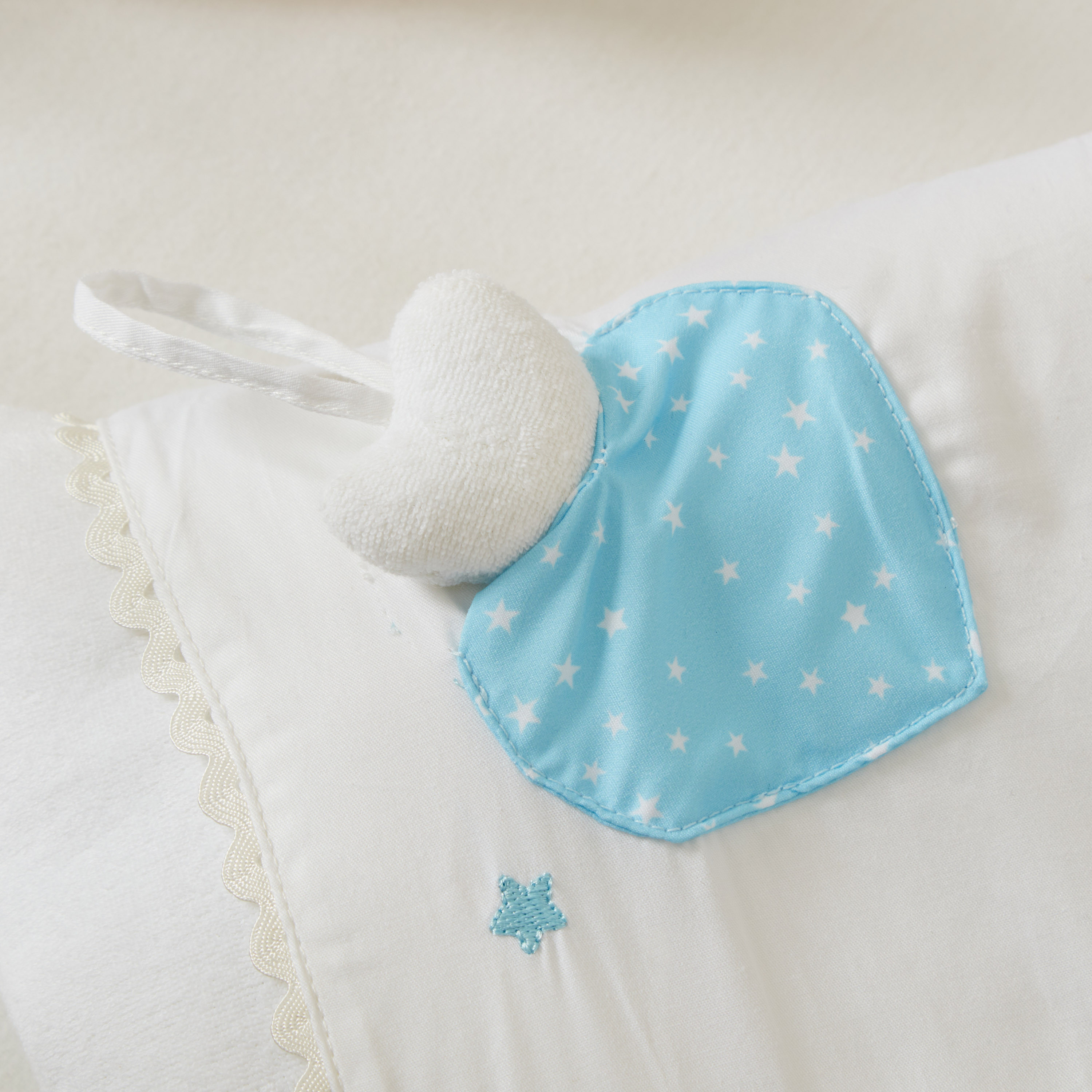 Juniors Pillow with Applique Detail-baby-nursery-babybedding-image-2