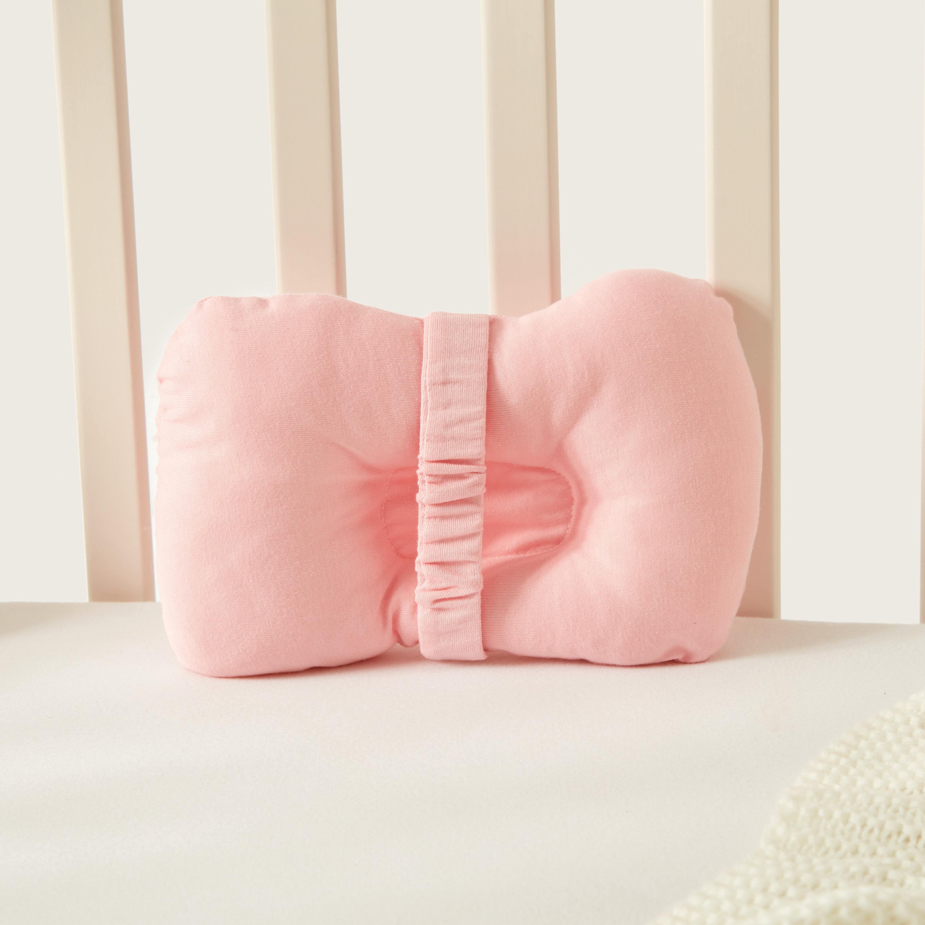 Juniors Textured Hand Pillow with Elasticised Strap-baby-nursery-babybedding-image-4