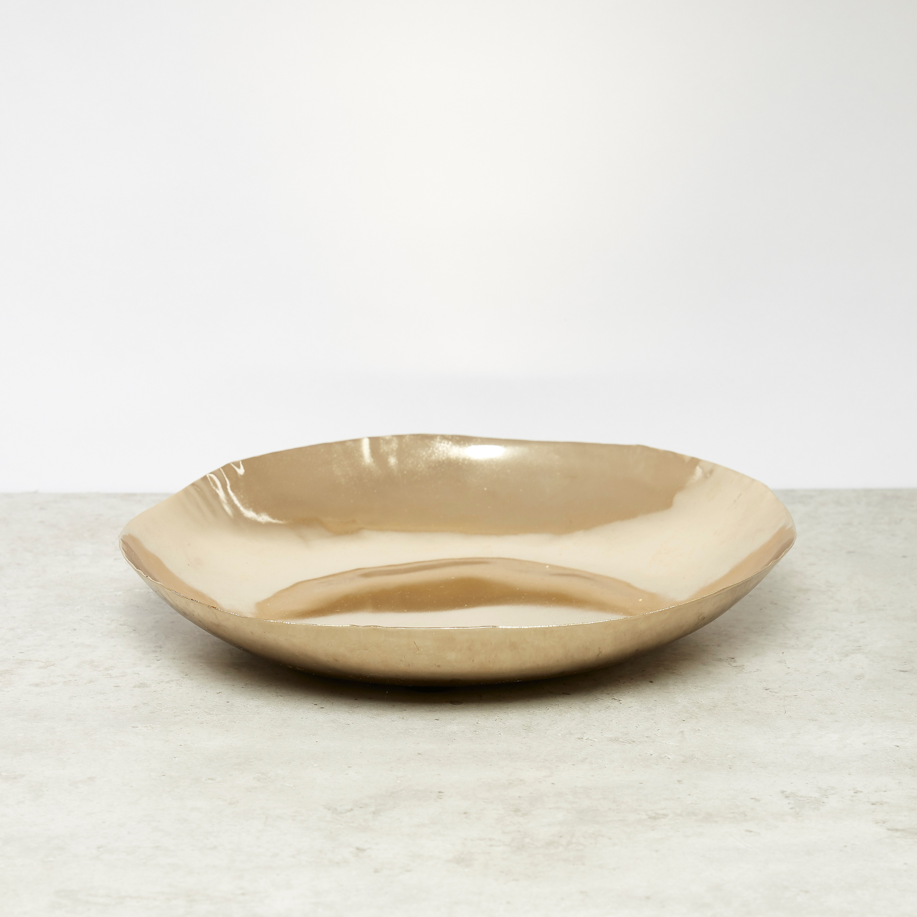 Beaten Metal Decorative Platter - 25x25 cms-household-dining-serveware-servingtrays-image-1