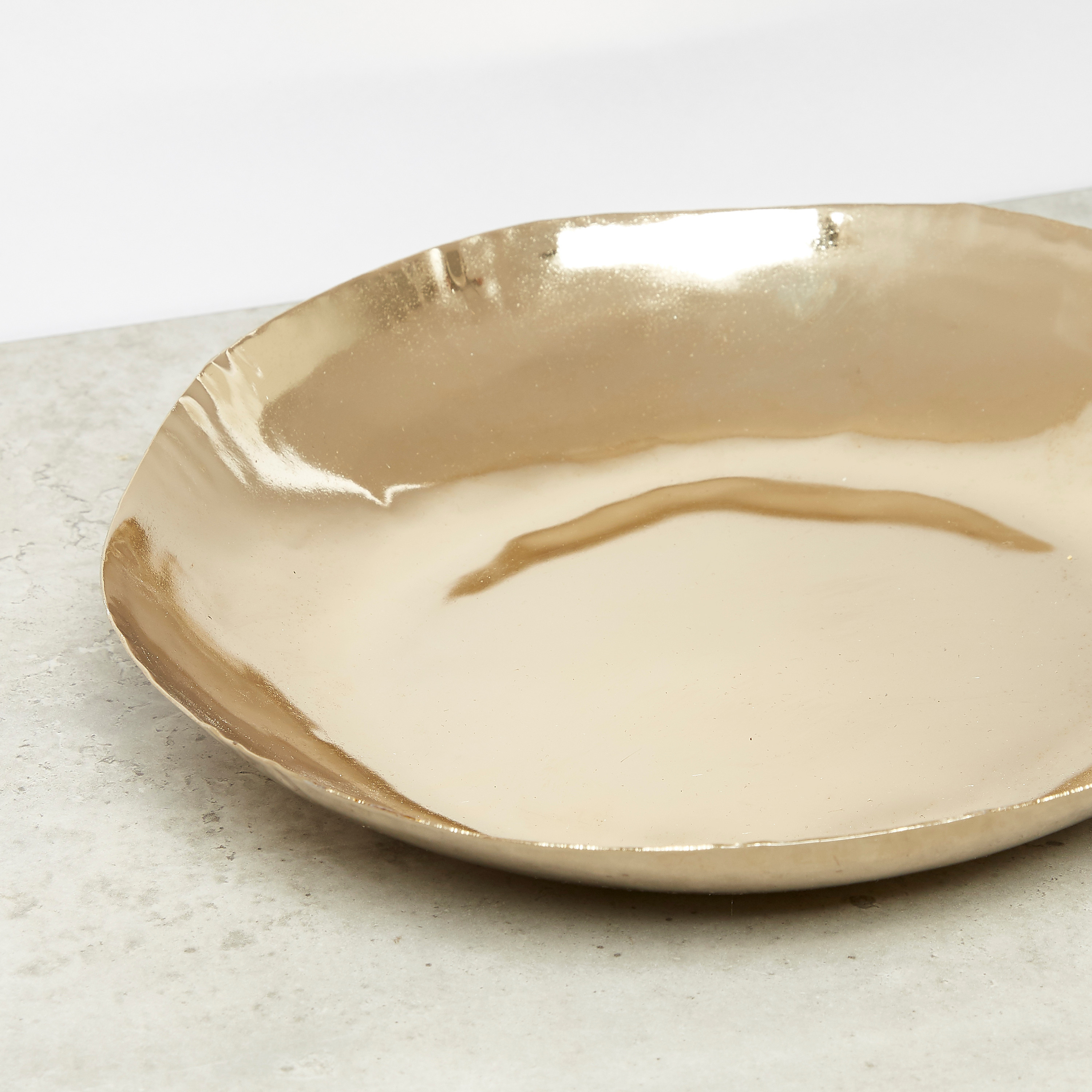 Beaten Metal Decorative Platter - 25x25 cms-household-dining-serveware-servingtrays-image-2
