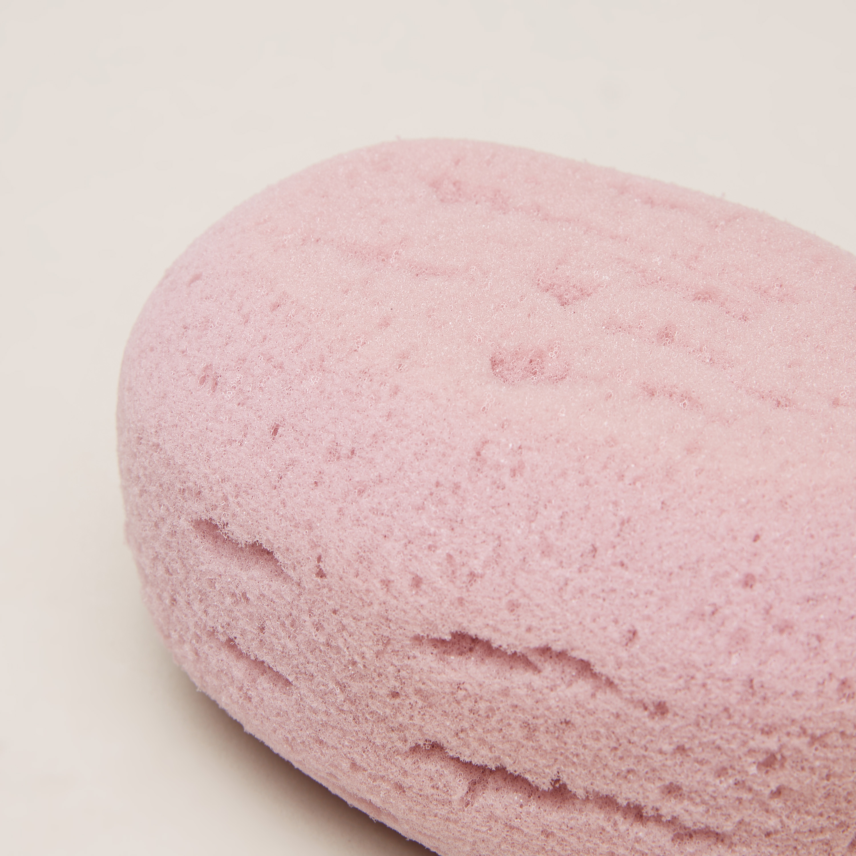 Juniors Egg Shaped Bath Sponge-baby-bathandcare-bathtubs-image-2