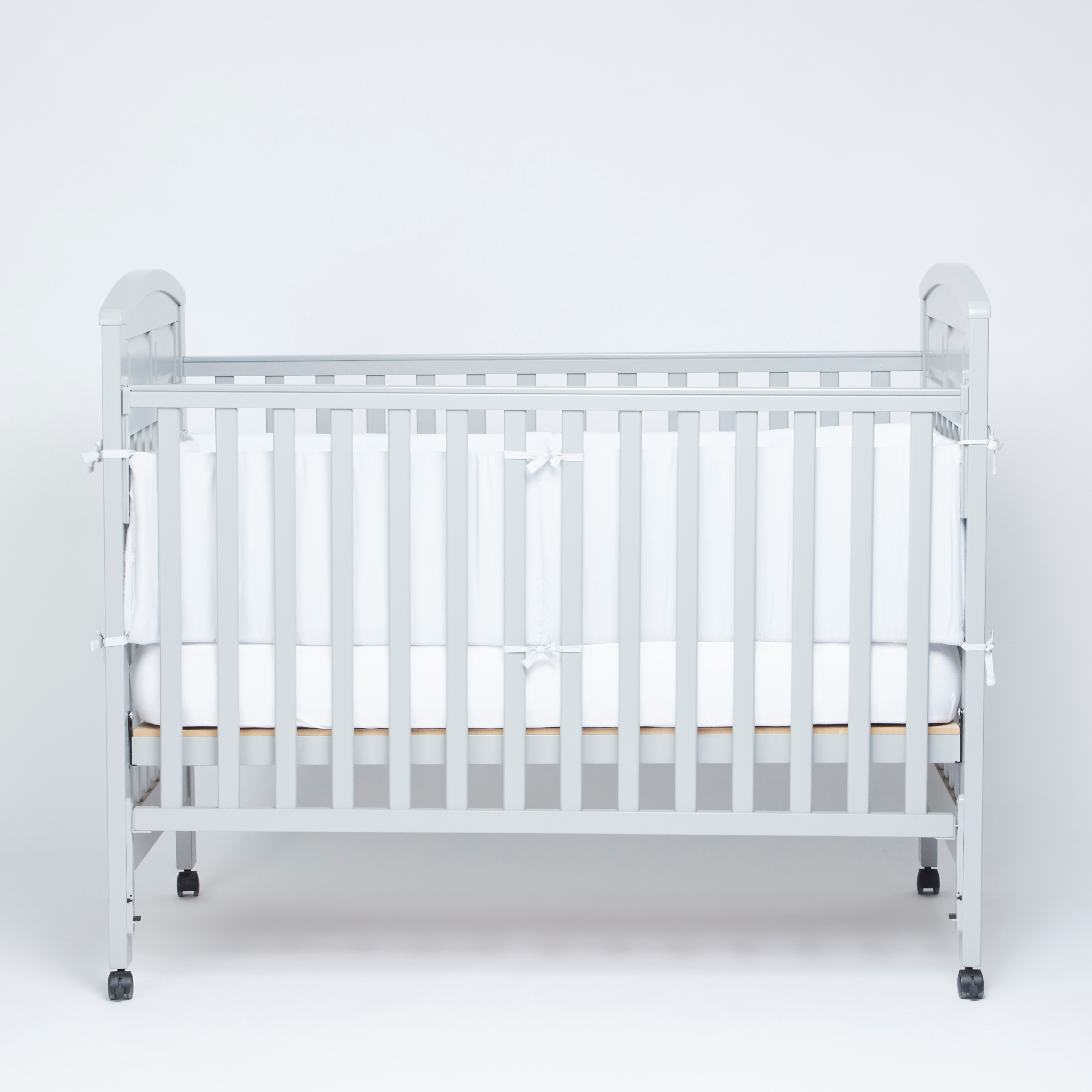 Giggles Prined Cot Bumper with Tie Ups-baby-nursery-furniture-cribsandbeds-cribaccessories-image-3