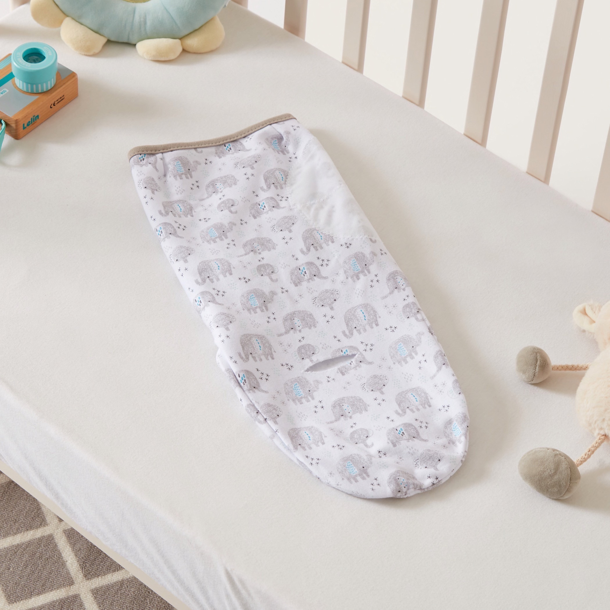 Summer Infant Swaddle Me Ditzy Print Wrap-baby-nursery-blanketsandswaddles-swaddlesandsleepingbags-image-5
