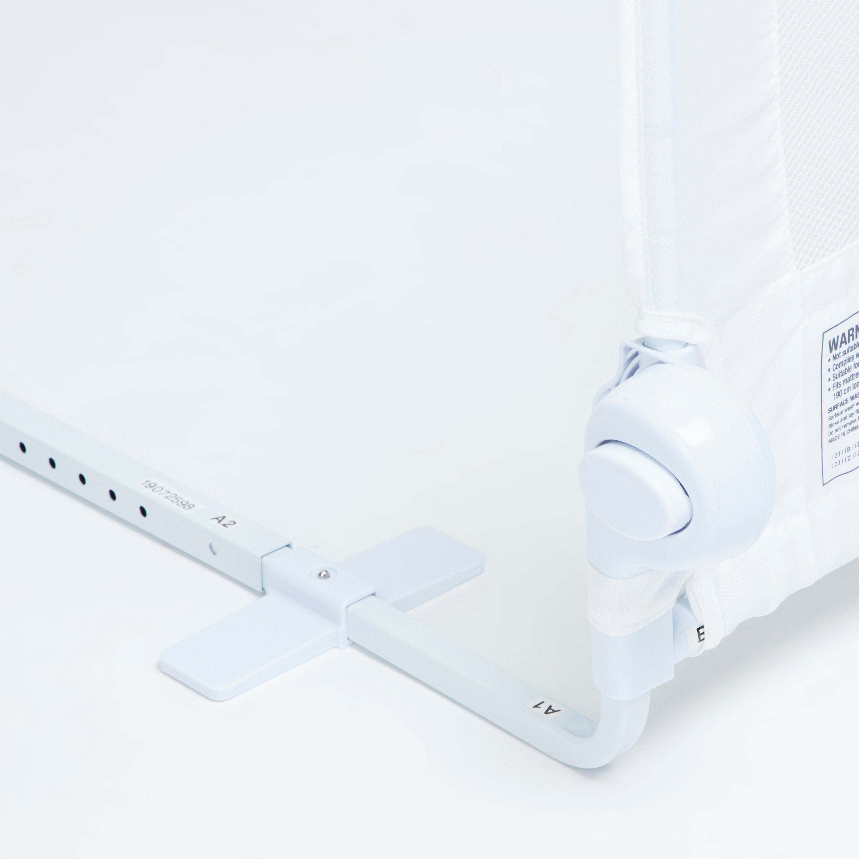 Summer Infant Bedrail-baby-healthandsafety-babyproofing-image-3