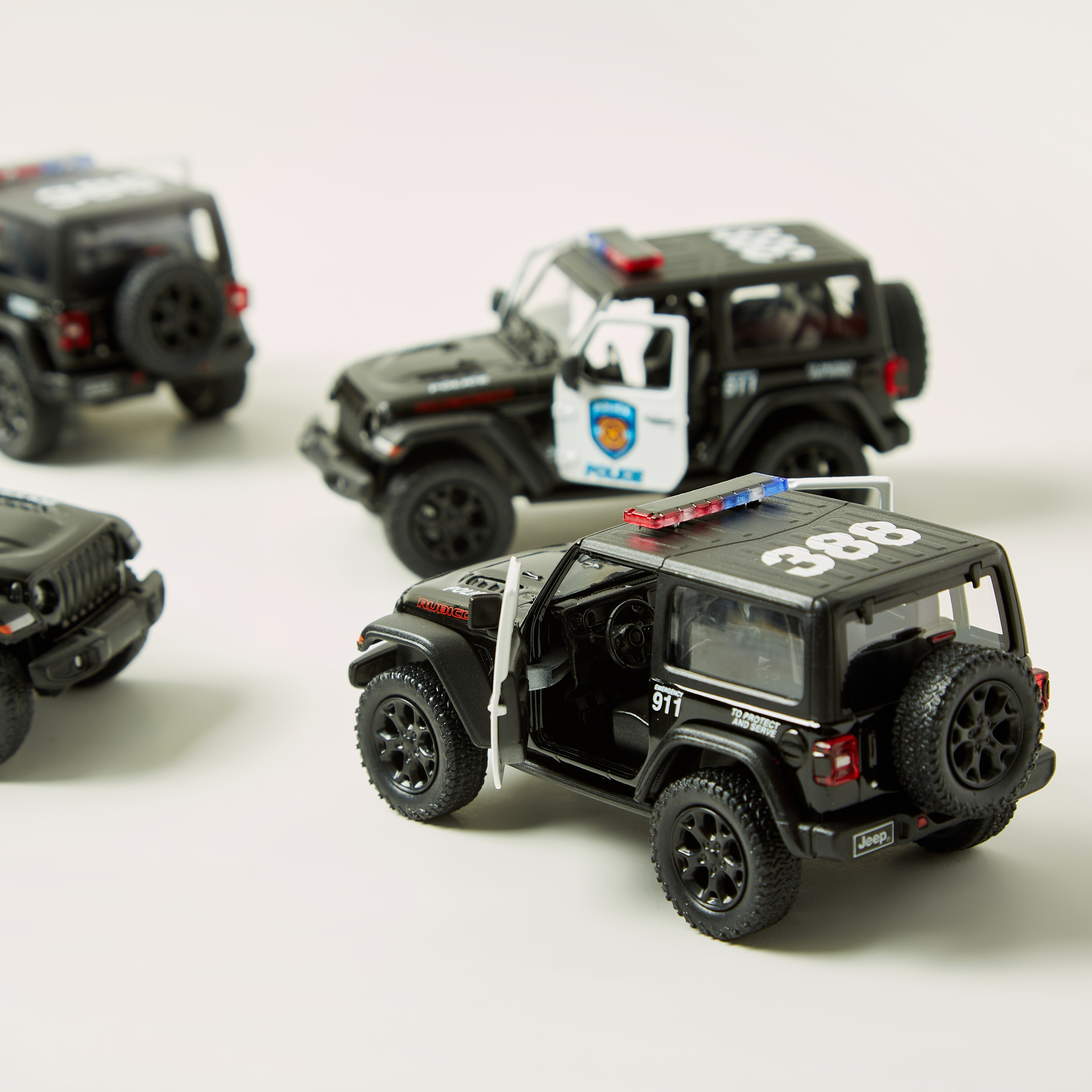 Kinsmart 2018 Jeep Wrangler-toys-playvehicles-cars-image-6