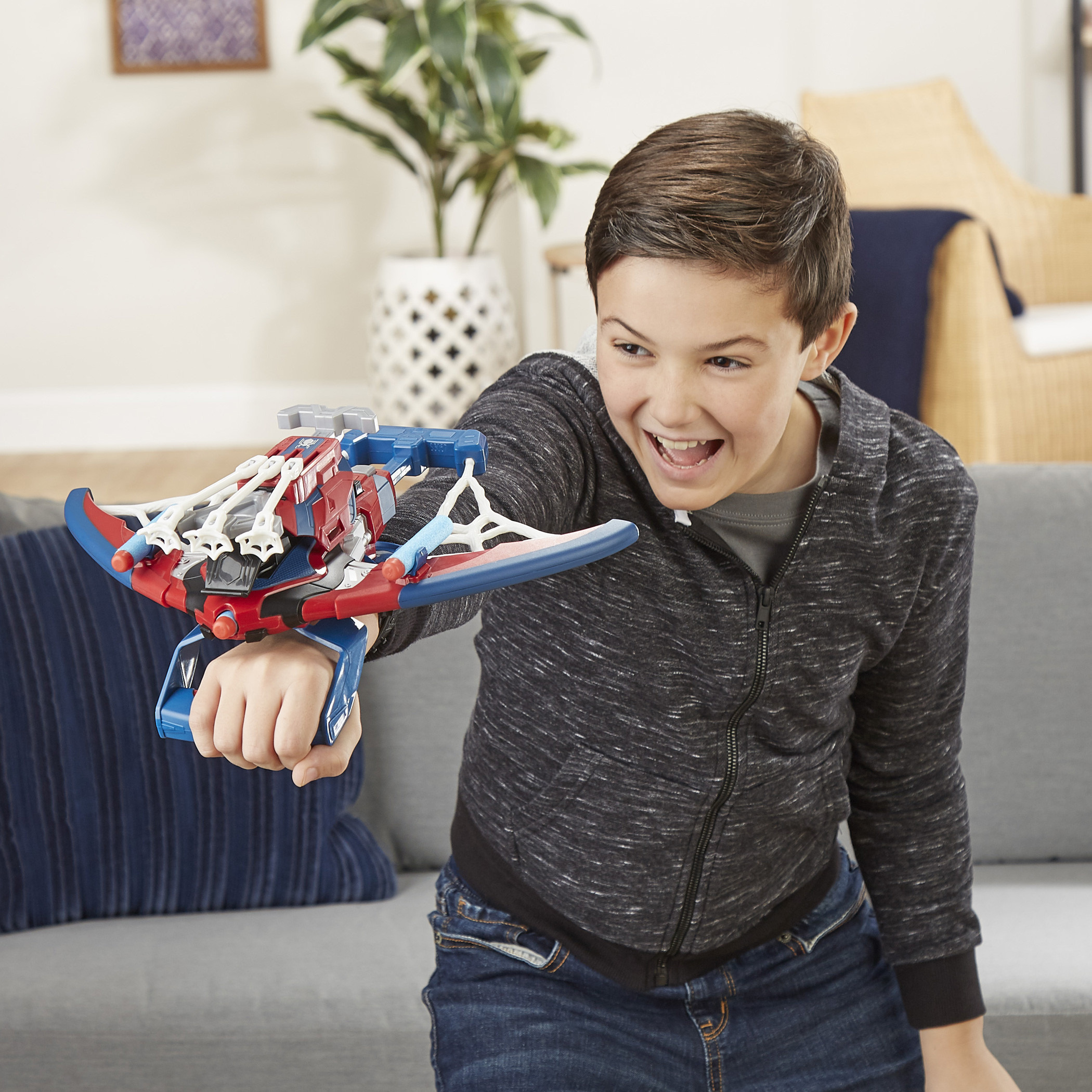 مجموعة لعب مدفع شبكة العنكبوت سبايدرمان من هاسبرو-toys-outdoor-gunsandfoamblasters-image-3