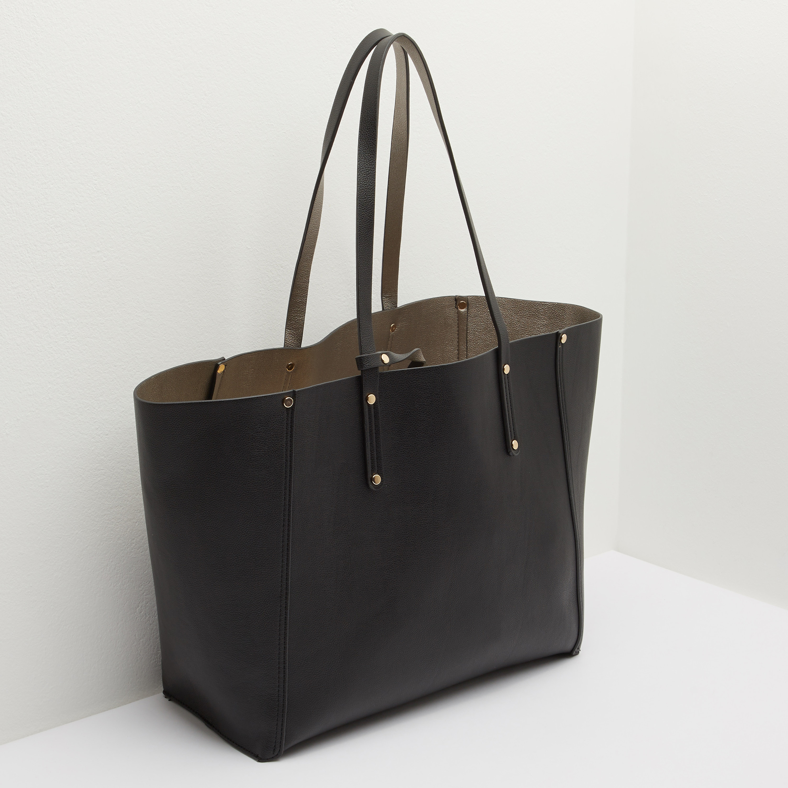 شنطة توتي بمقابض مزدوجة وشنطة صغيرة من سيليست-women-bagsandwallets-handbags-image-7