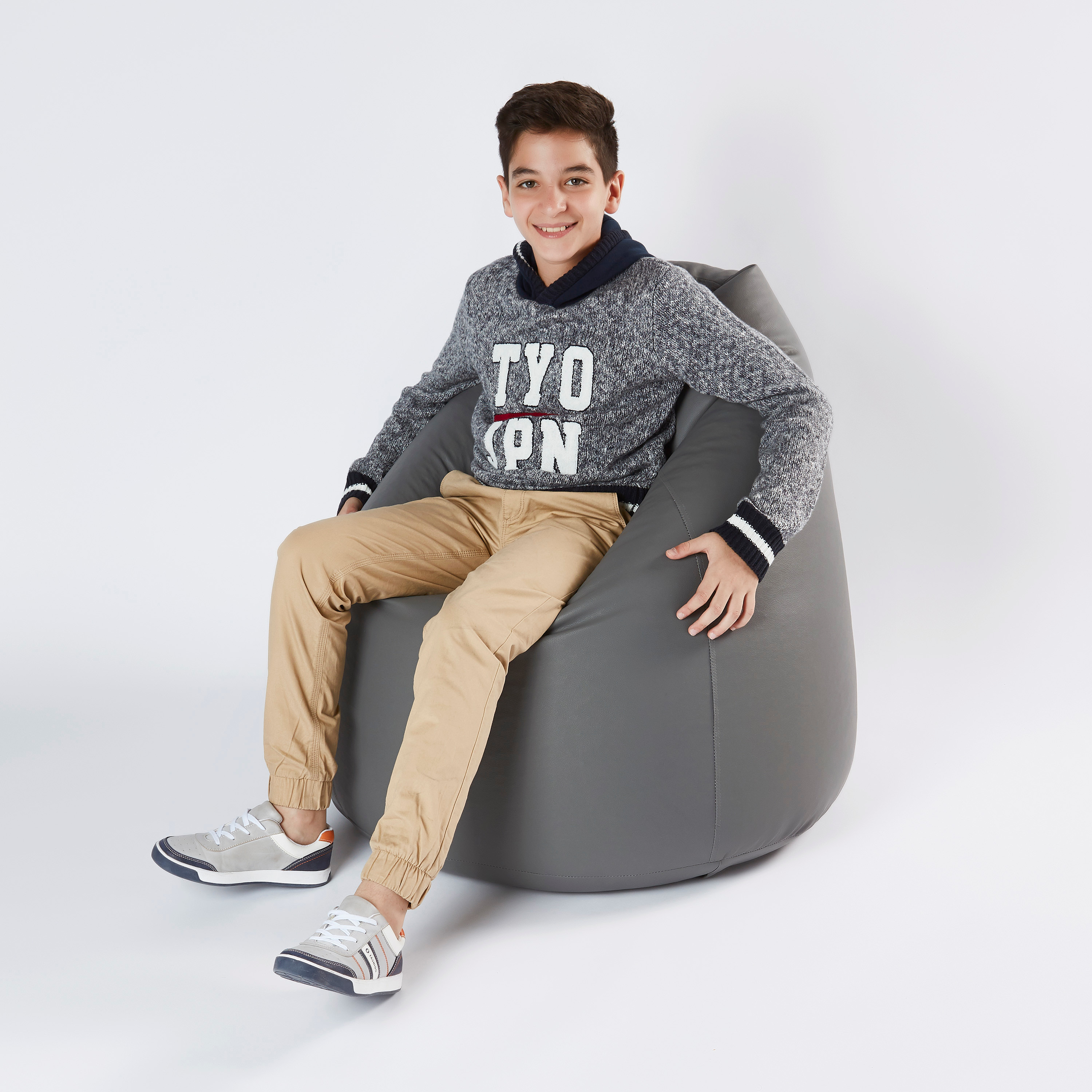 كرسي بين باج مستدير كبير من كومفي-furniture-sofaandseating-ottomansbeanbagsandpoufs-image-1