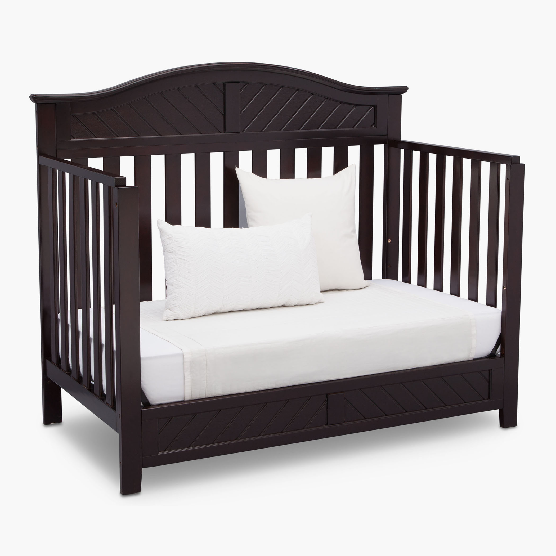 Delta Bennington Elite 3 in 1 Curved Crib with Toddler Guard Rail