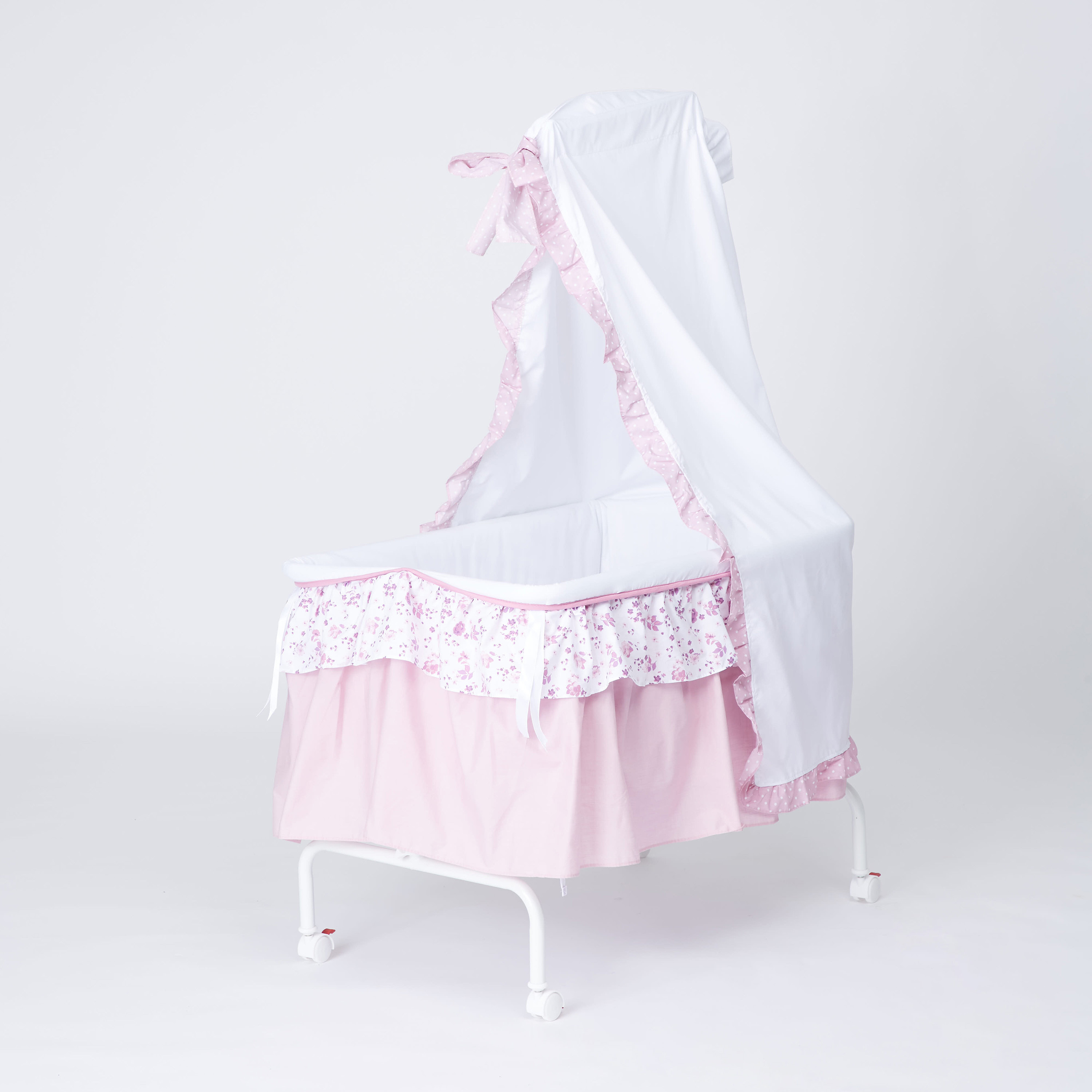 سرير أطفال تانفير من جونيورز-baby-nursery-furniture-cribsandbeds-bassinets-image-1