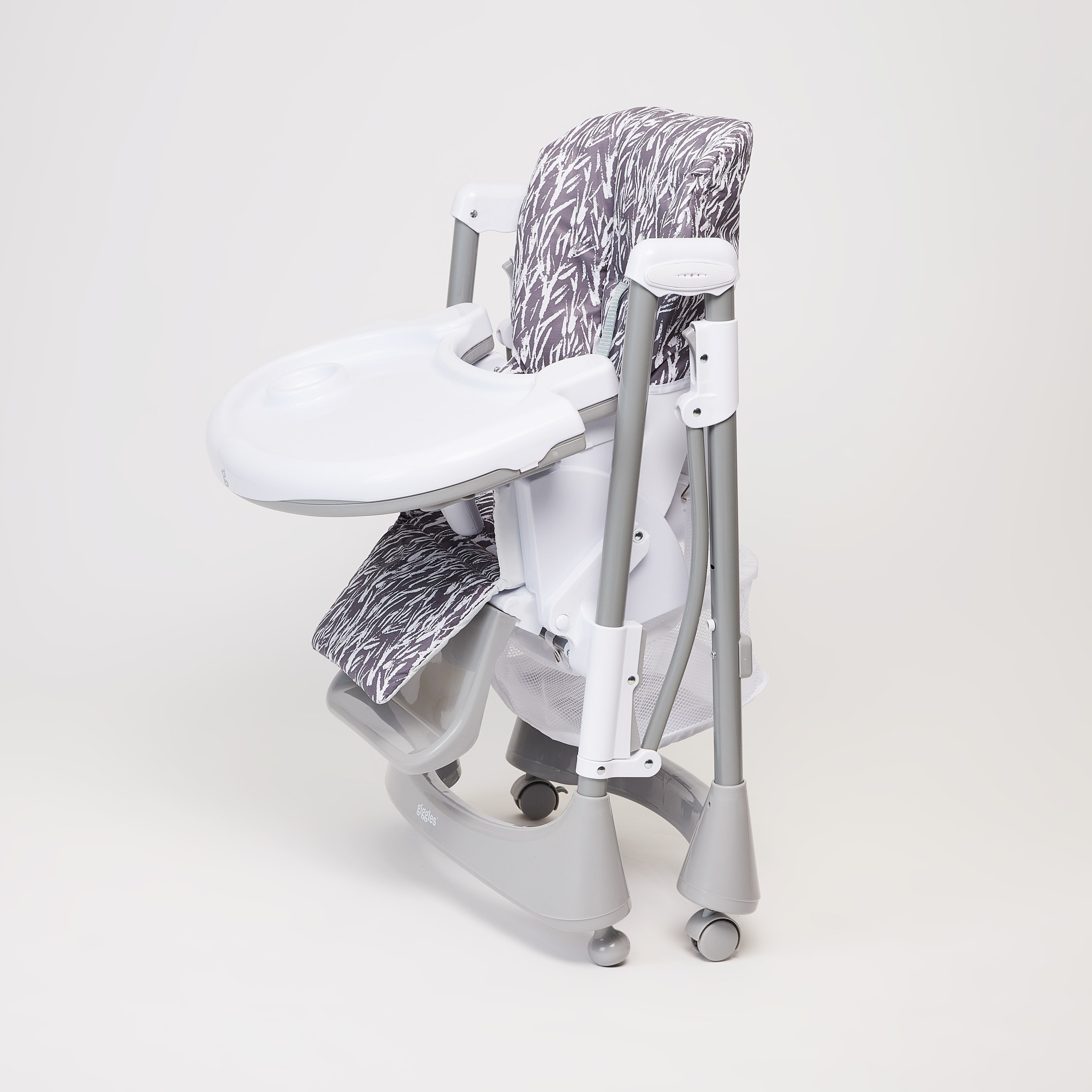 كرسي مرتفع بطبعات ماتيو من جيجلز-baby-feeding-highchairsandboosters-image-9