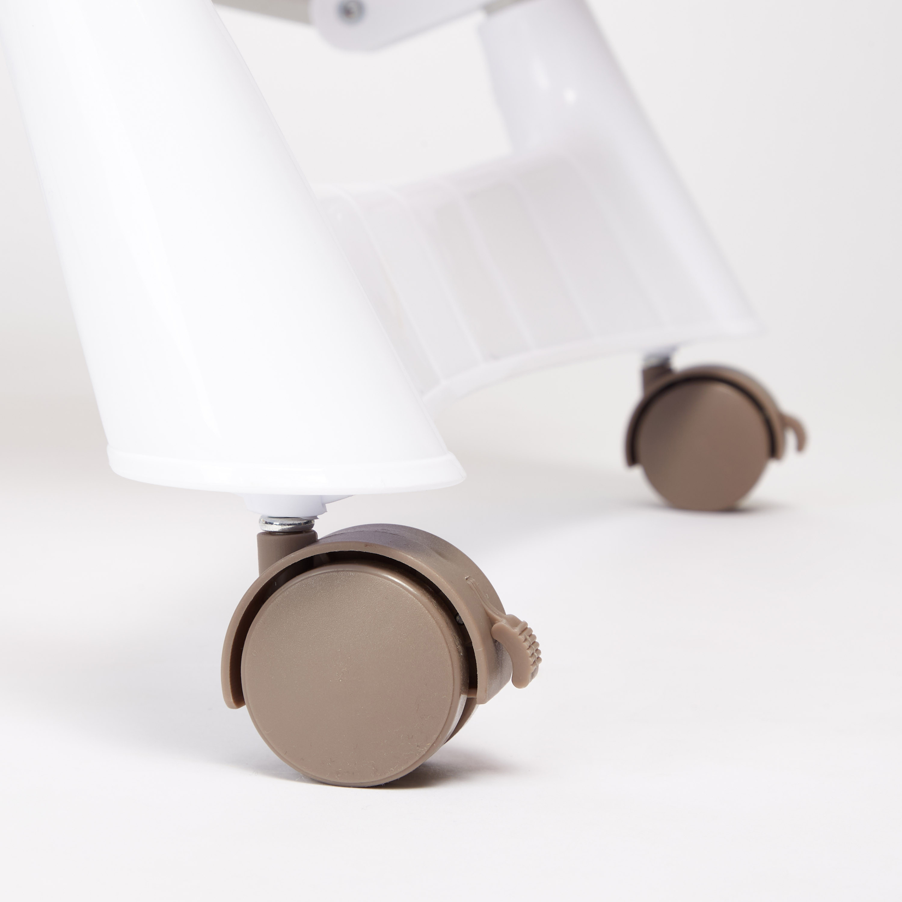 Juniors Evan Baby High Chair-baby-feeding-highchairsandboosters-image-6