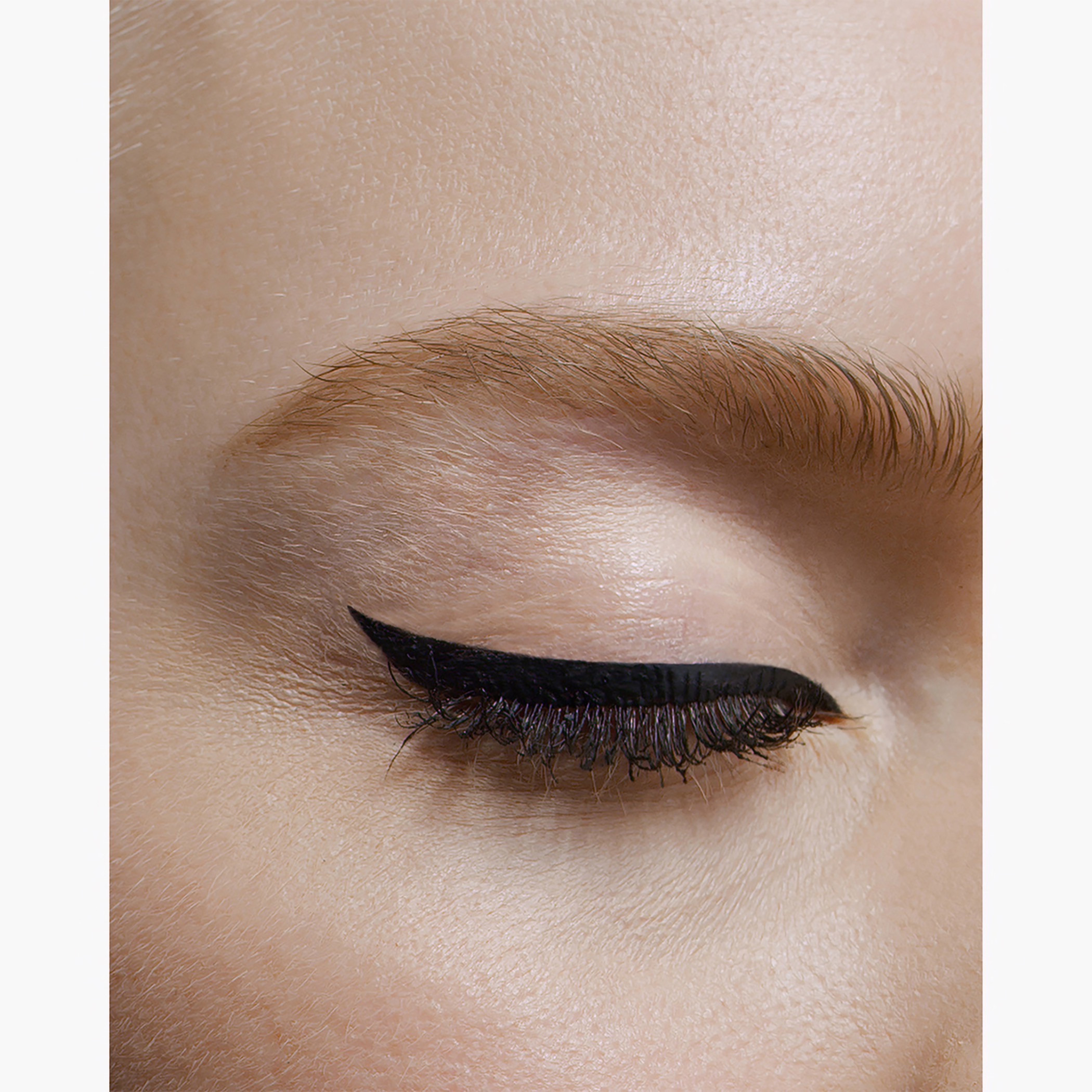 L’Oréal Paris Matte Liquid Eyeliner-beautyandpersonalcare-makeup-eyes-eyeliners-image-5