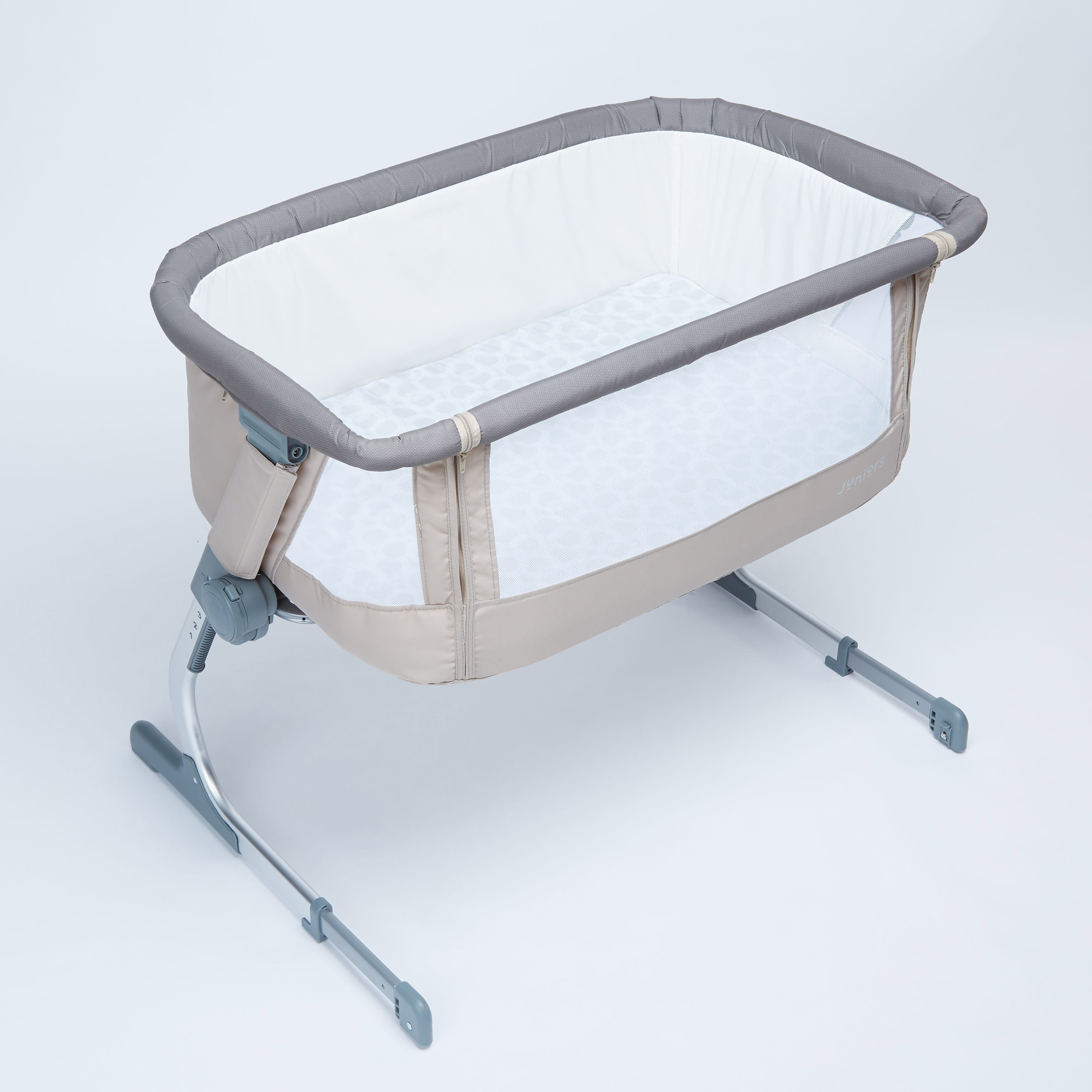 Sq bassinet store