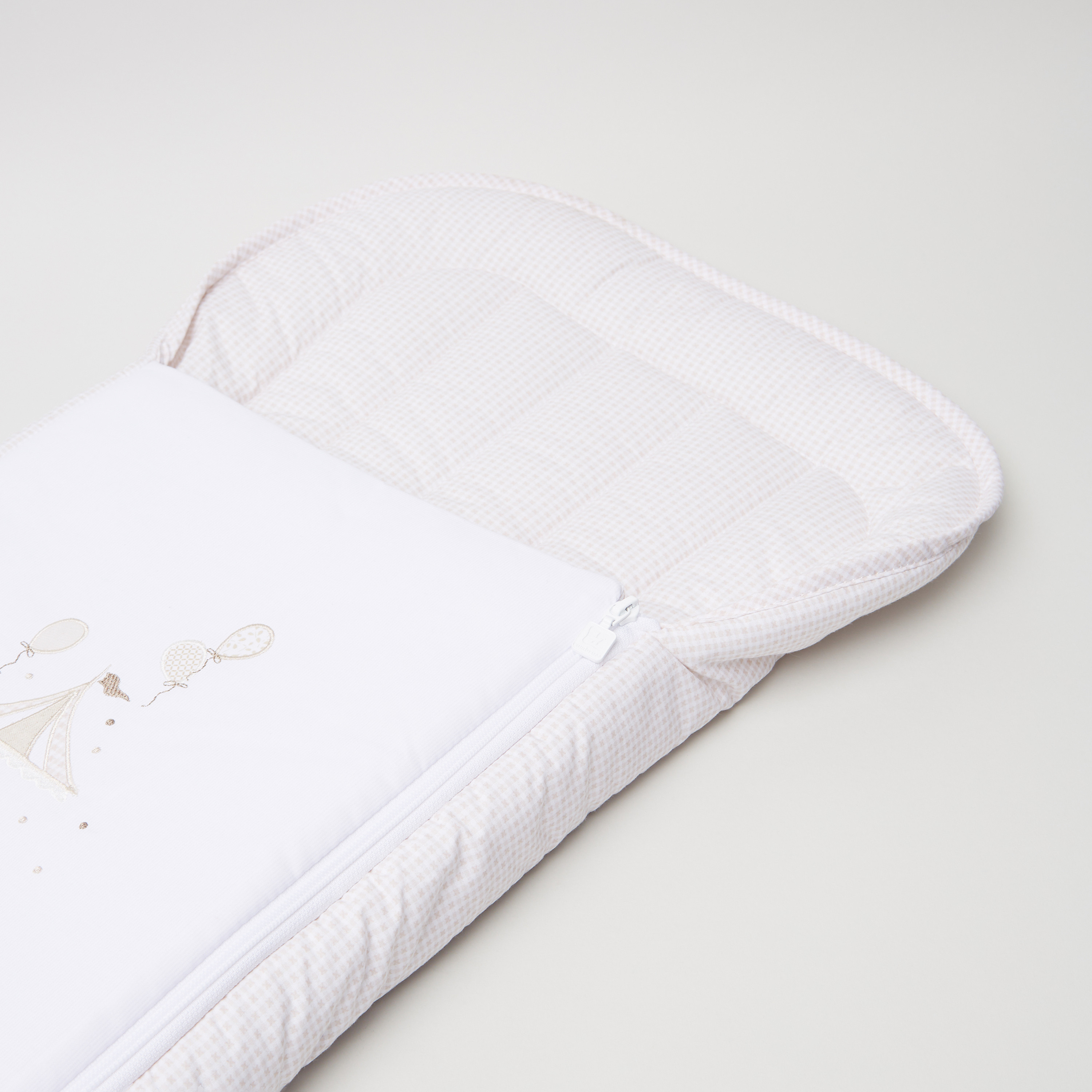 Cambrass Printed Nest Bag with Zip Closure-baby-nursery-babybedding-image-2