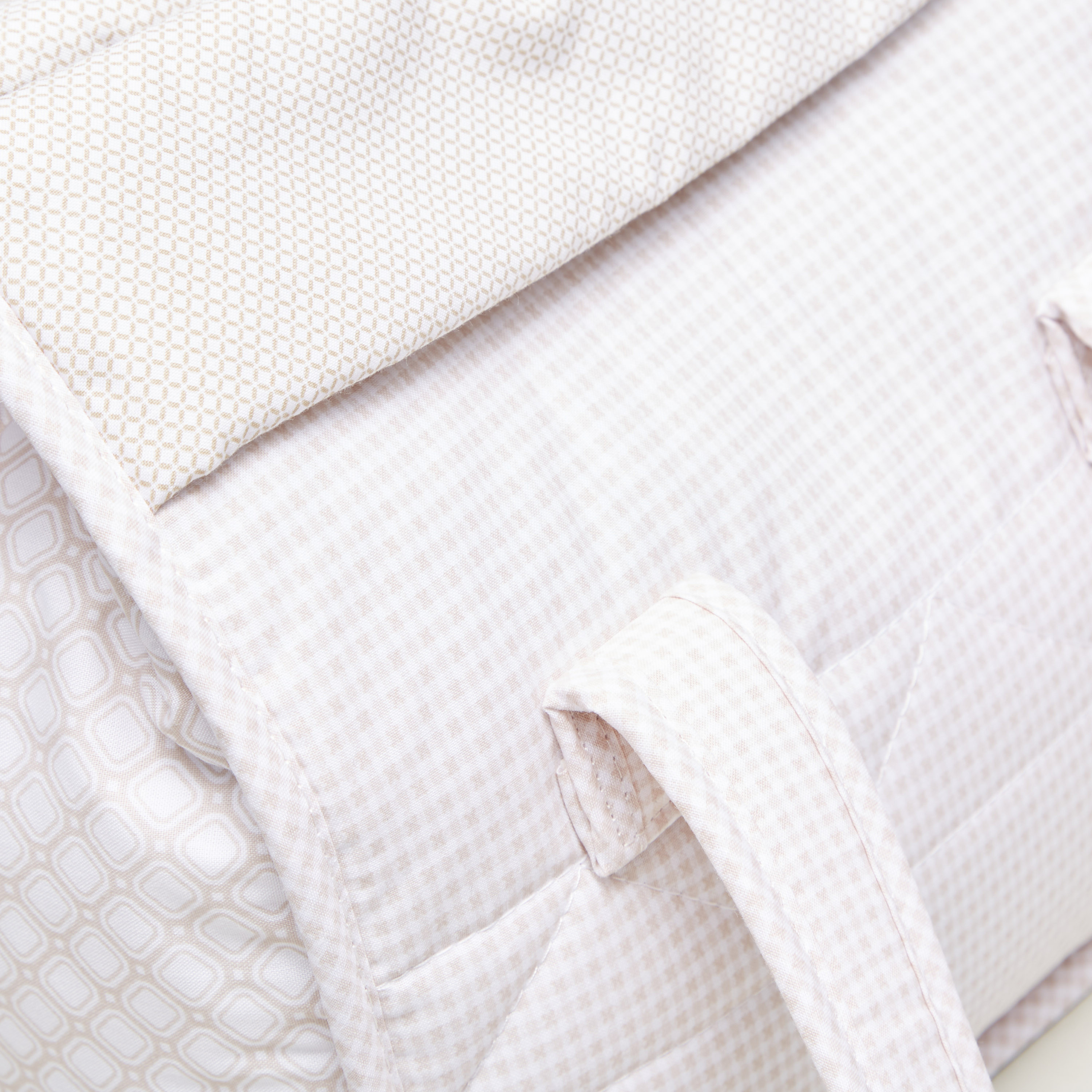 شنطة حفاضات كاروهات ميريجو من كامبراس-baby-gear-diaperbags-image-3