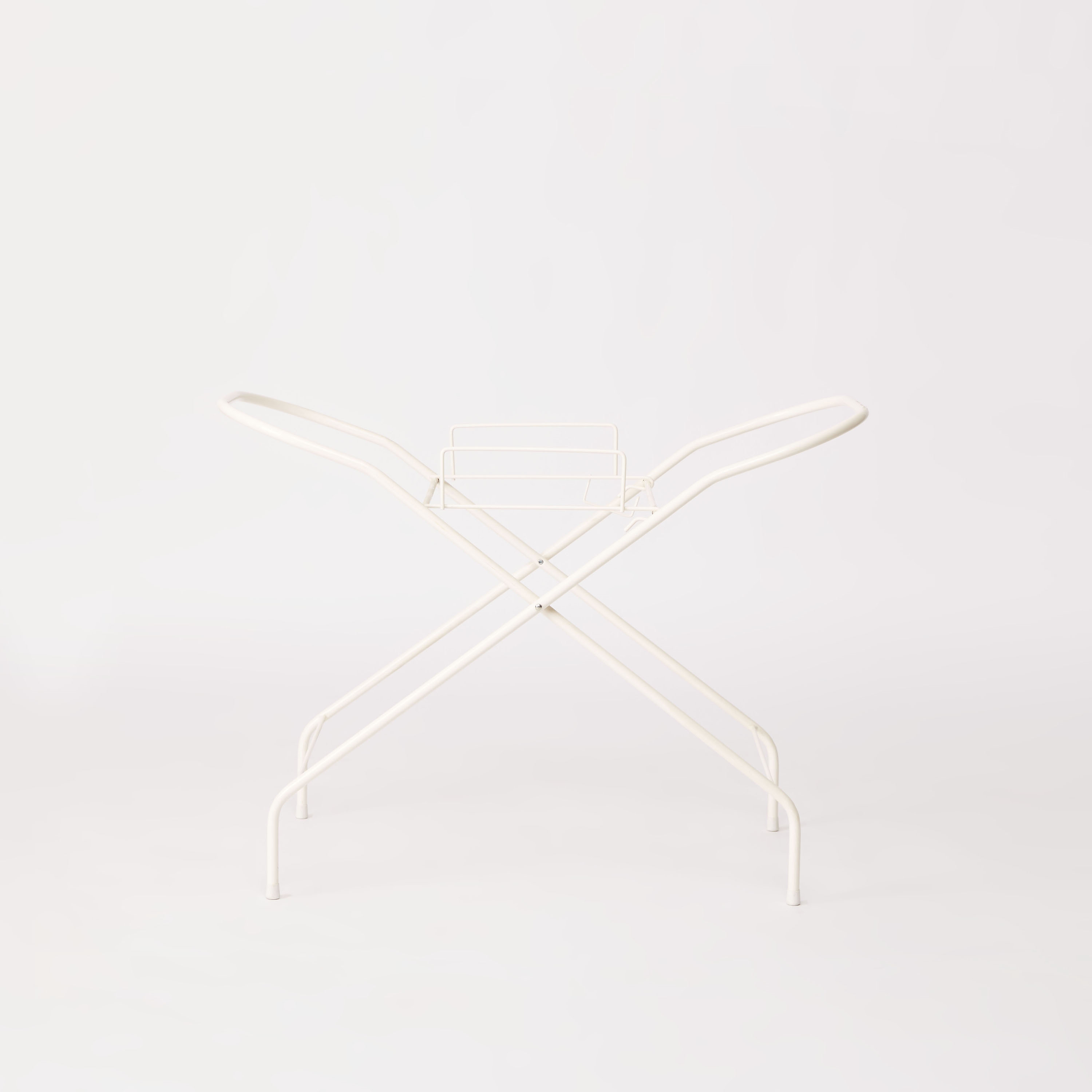 Juniors Basket Stand-baby-nursery-furniture-cribsandbeds-cribaccessories-image-3