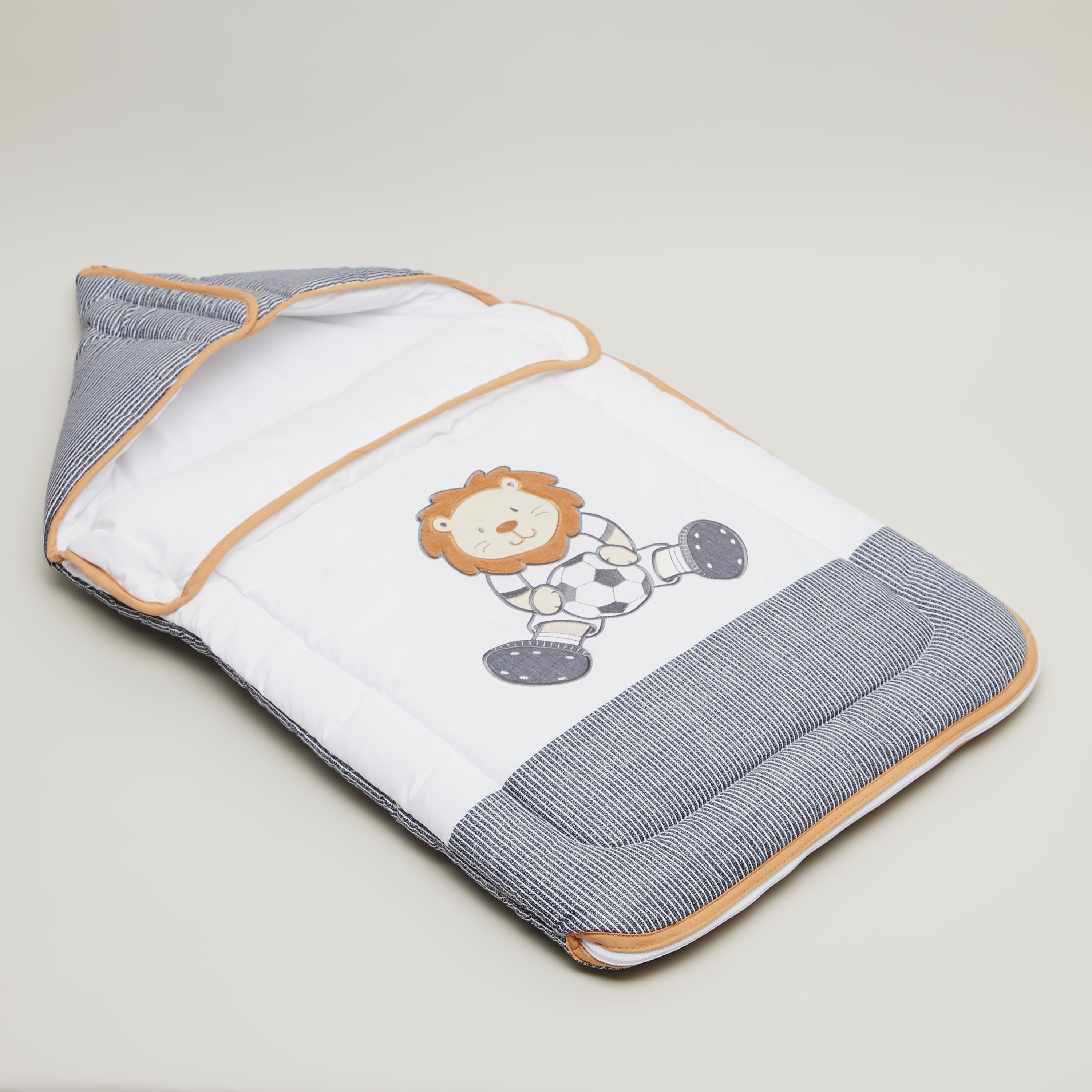 Juniors Graphic Print Nest Bag with Hood-baby-nursery-babybedding-image-1